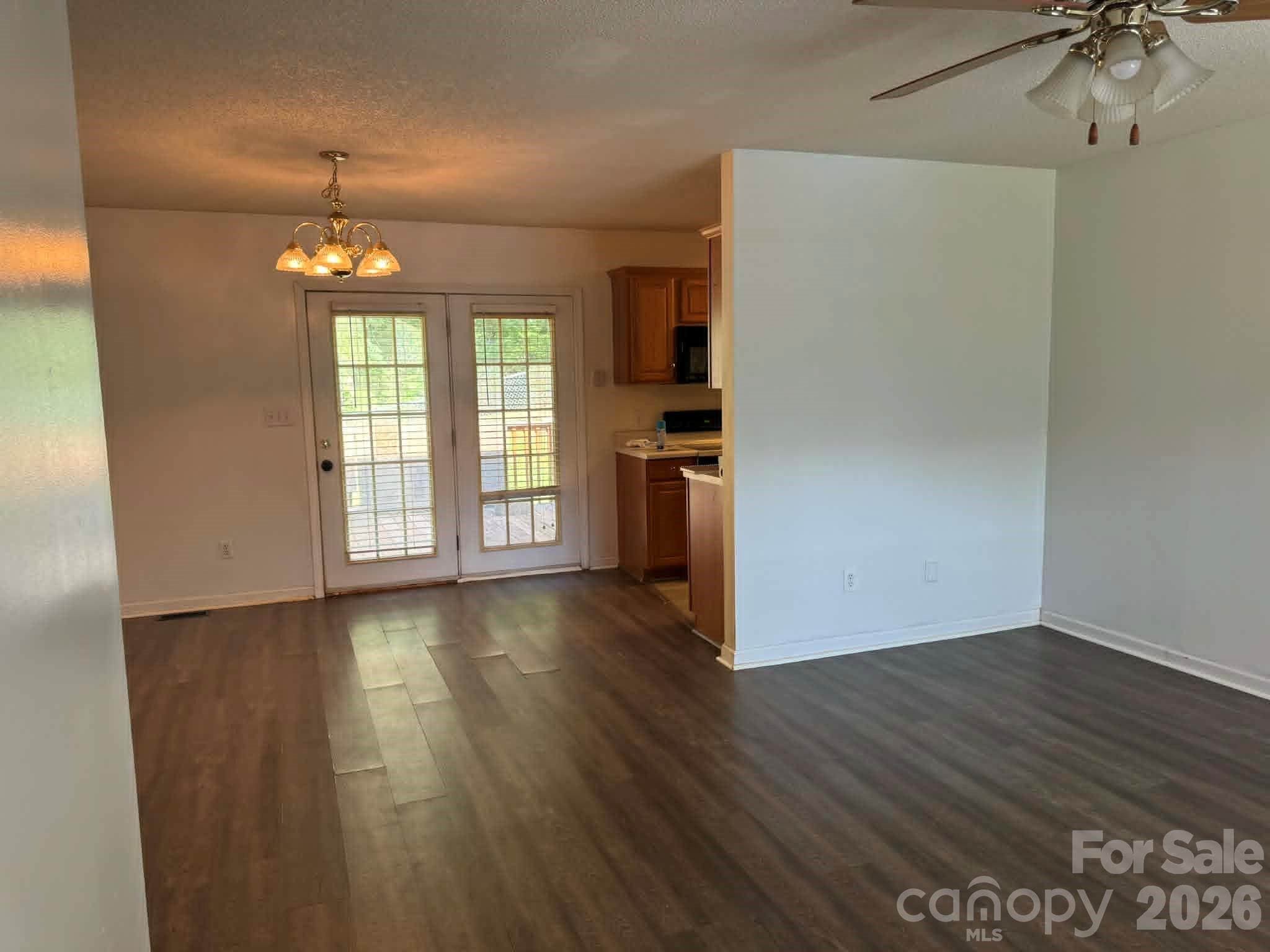 2588 Knight Drive — Lenoir