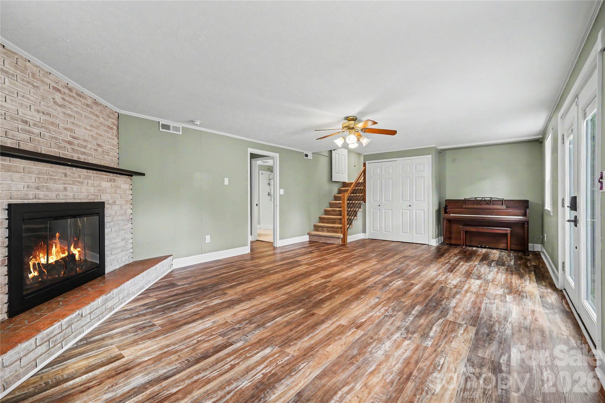3035 River Road — Shelby
