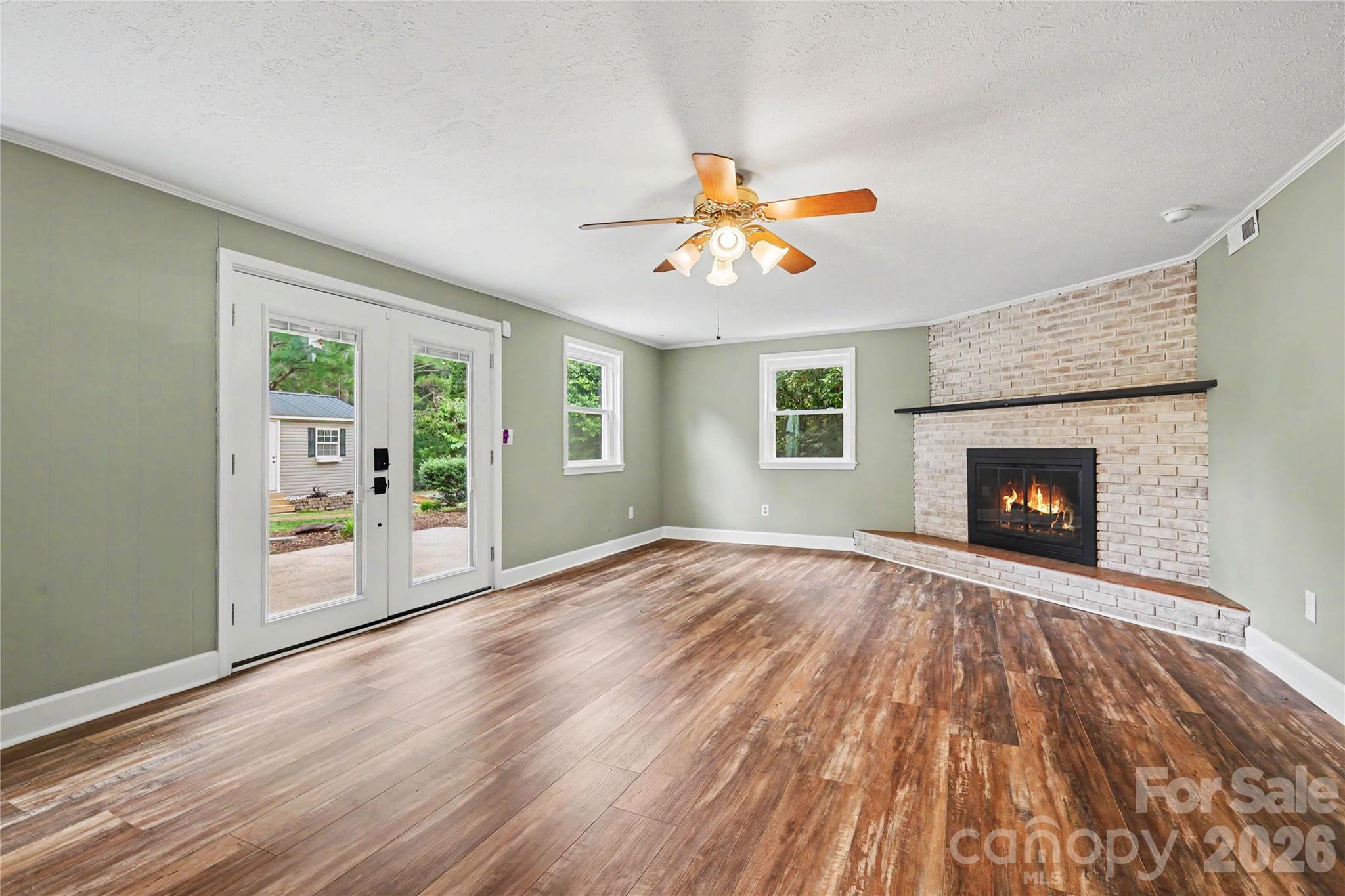 3035 River Road — Shelby