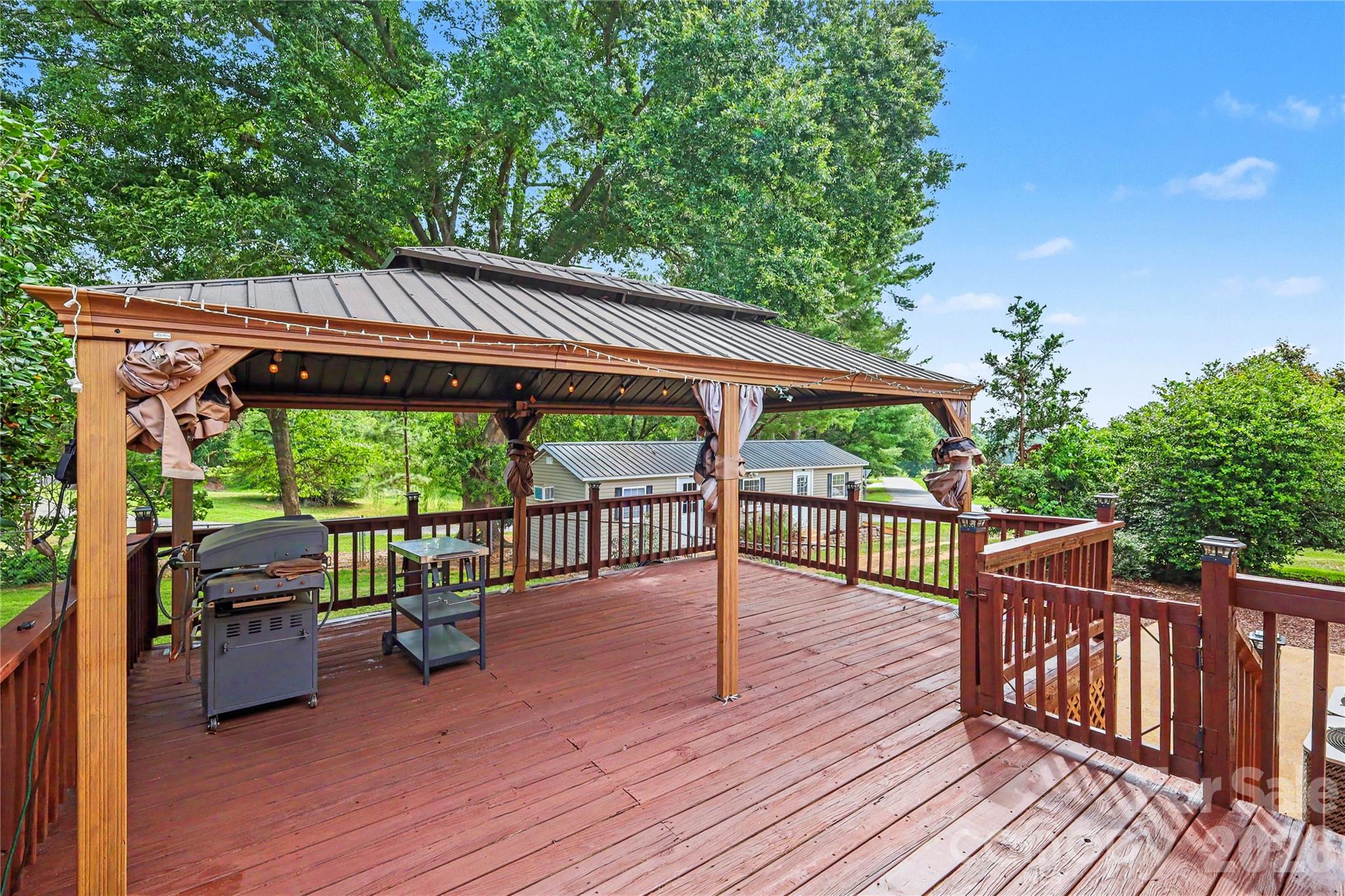3035 River Road — Shelby