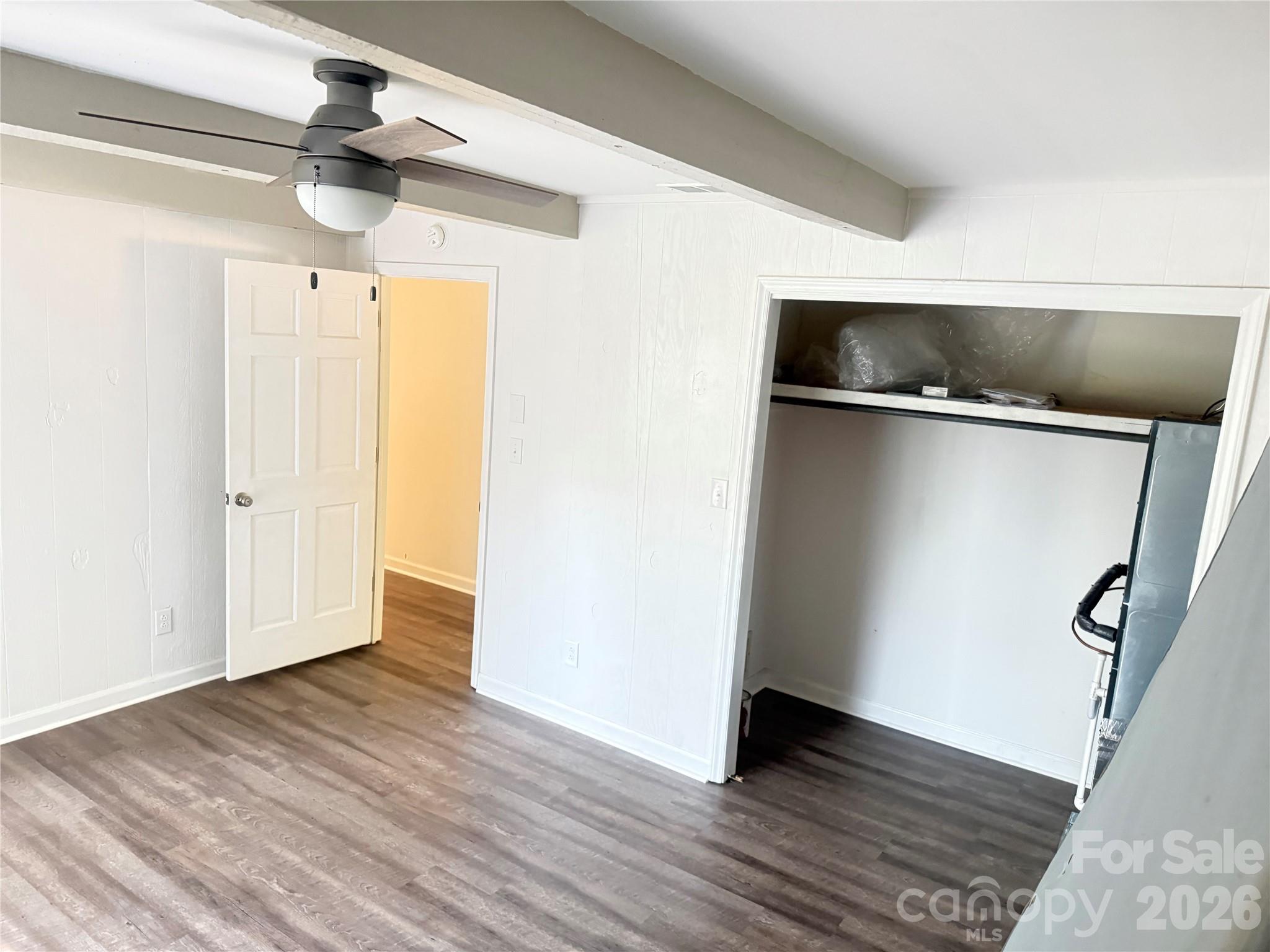 1135 Iron Circle — Morganton