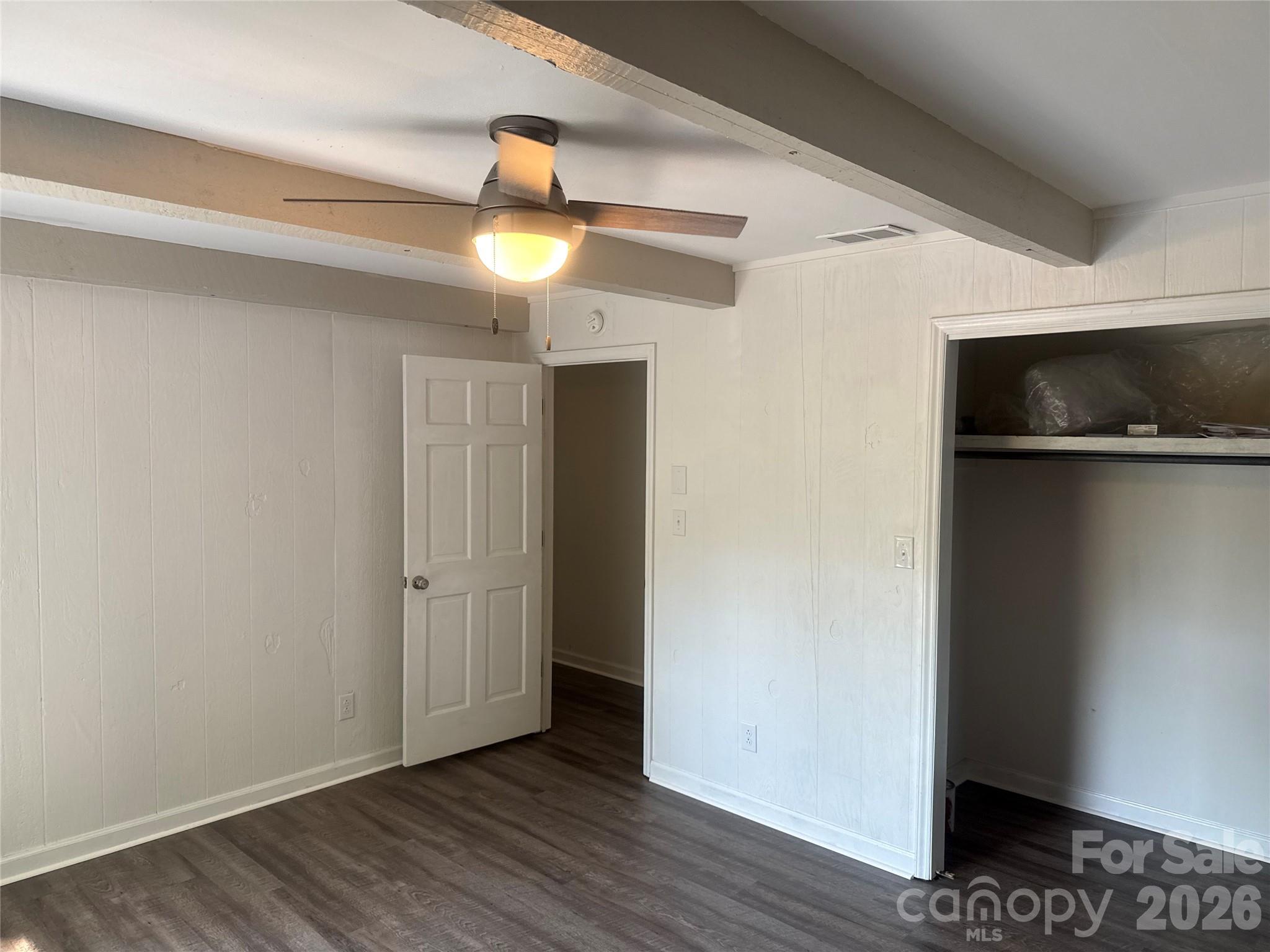 1135 Iron Circle — Morganton