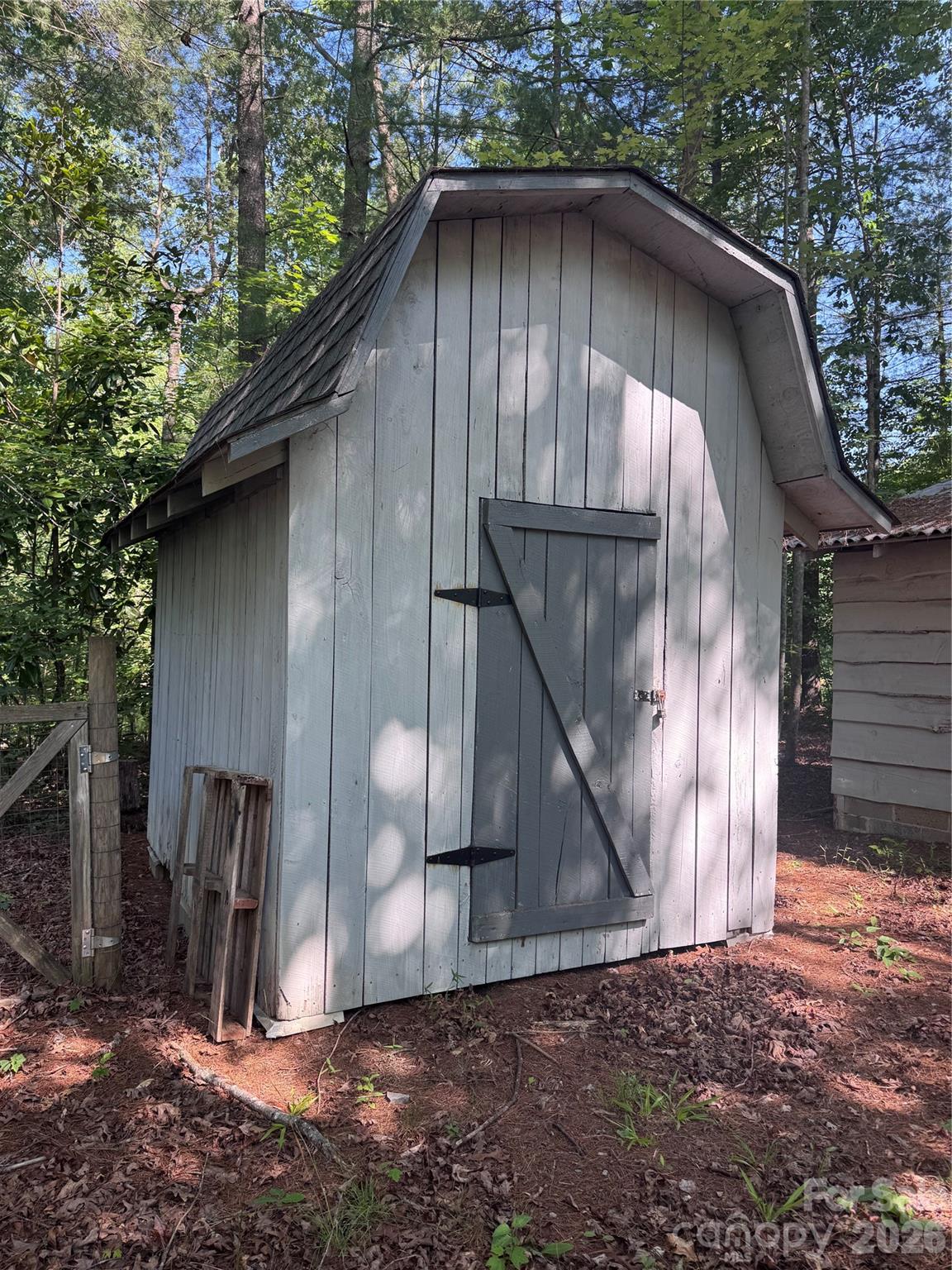 1135 Iron Circle — Morganton