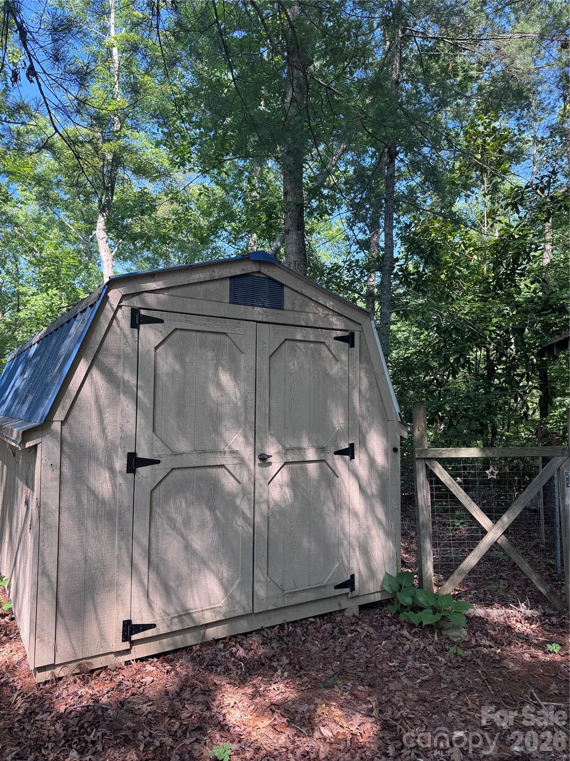 1135 Iron Circle — Morganton