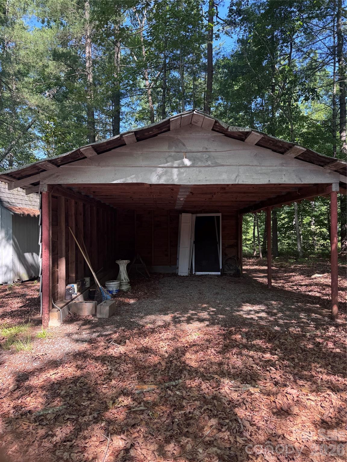 1135 Iron Circle — Morganton