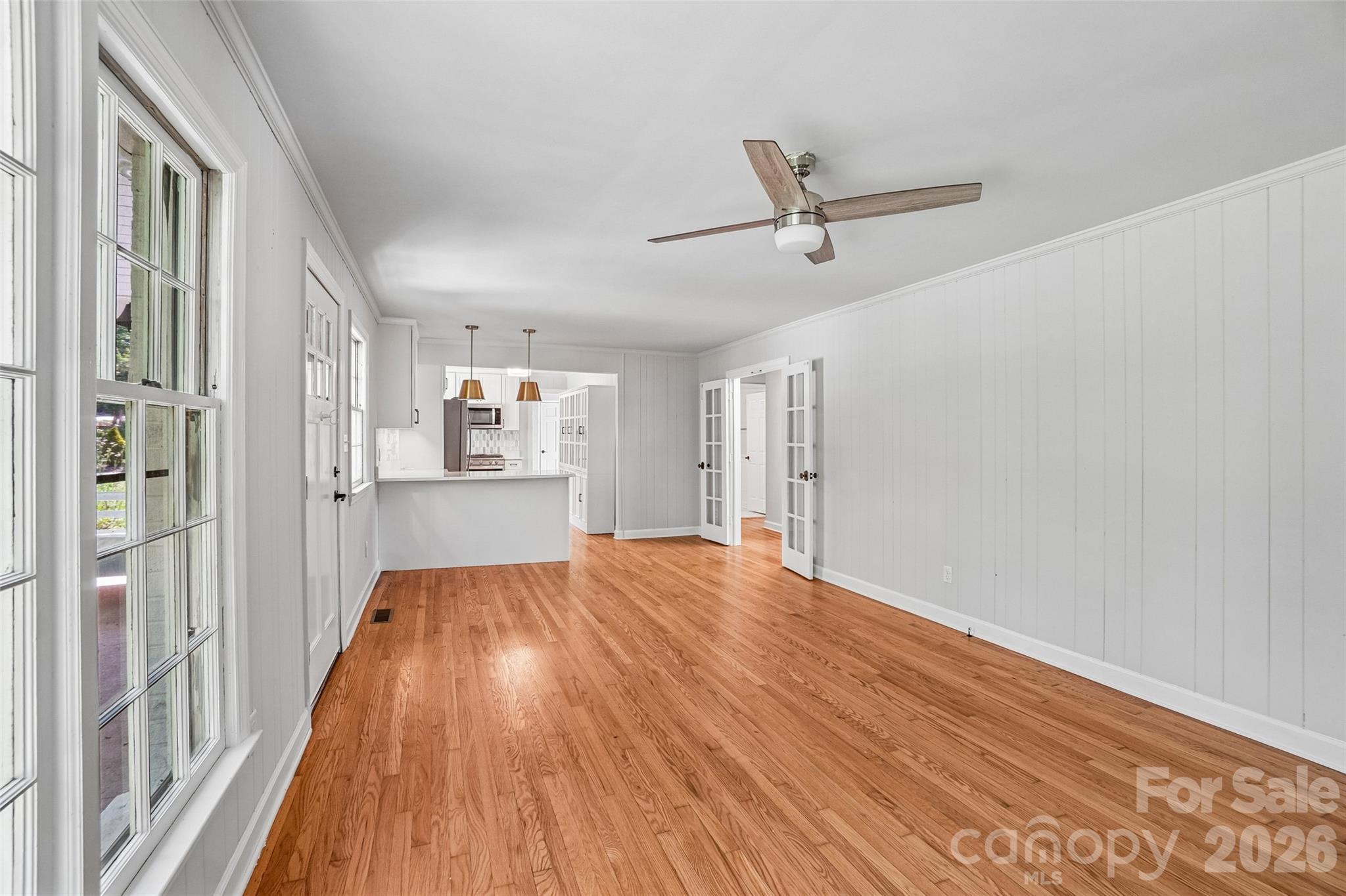 28 Ridgefield Place — Asheville