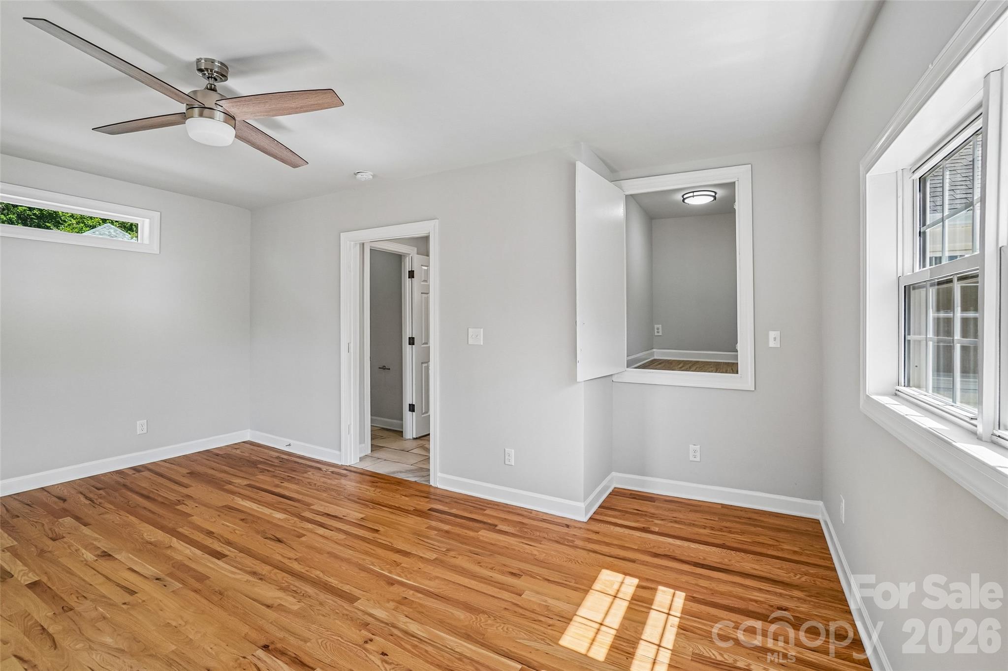 28 Ridgefield Place — Asheville