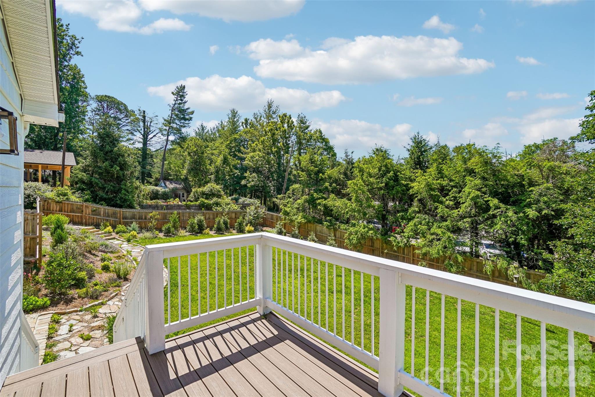 28 Ridgefield Place — Asheville