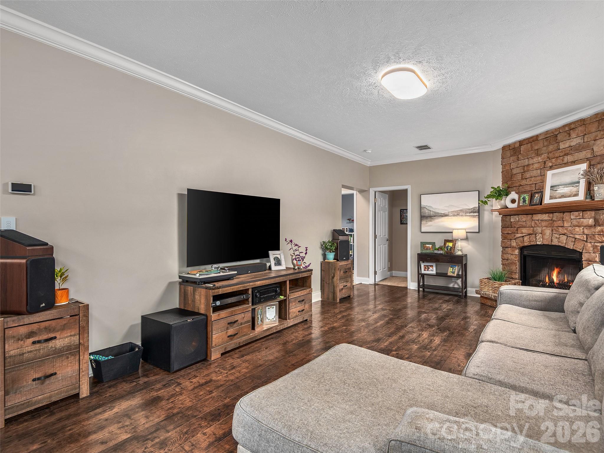 9 Cedar Hill Road — Asheville