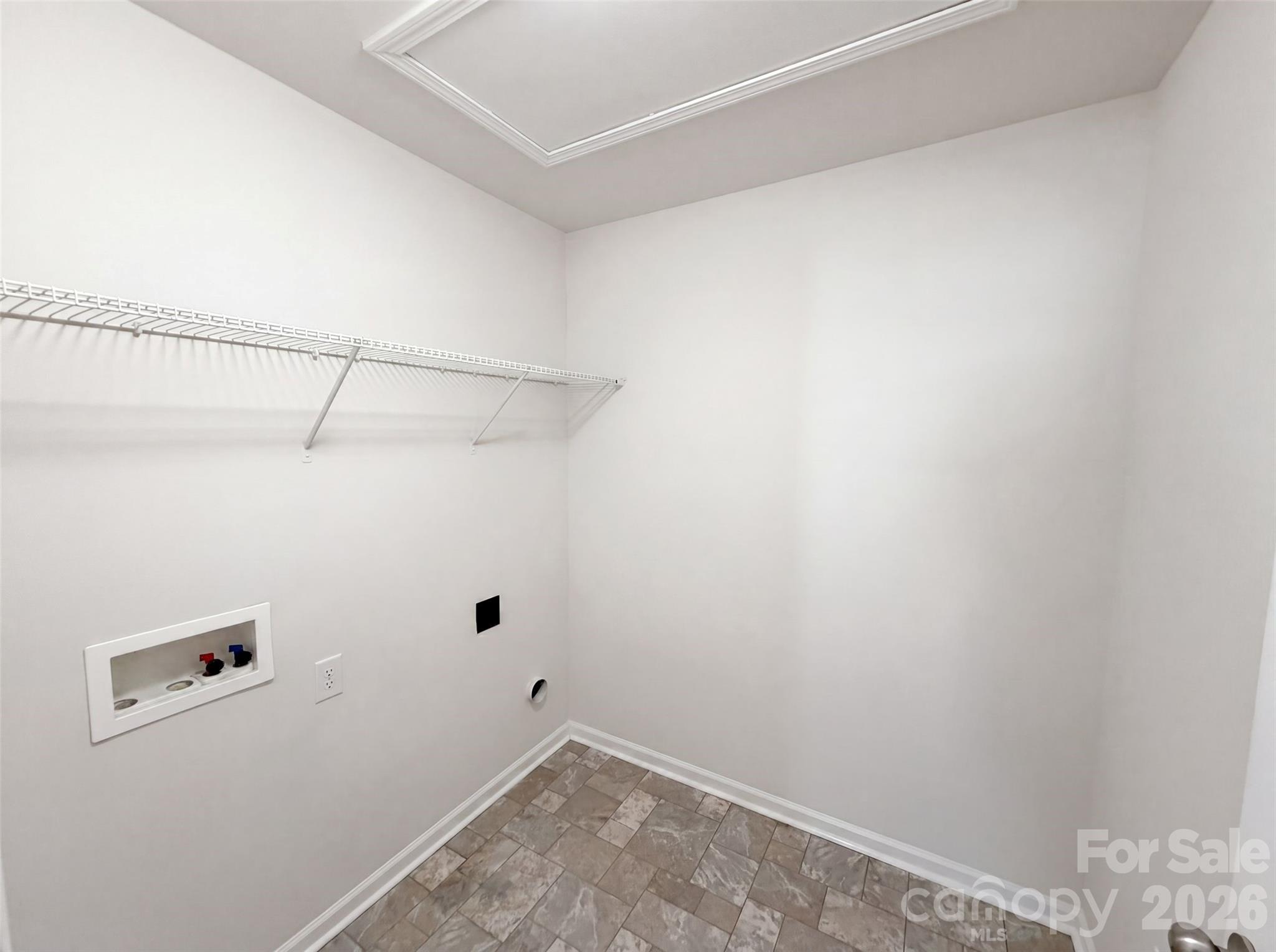 1708 Sawtooth Court — Landis