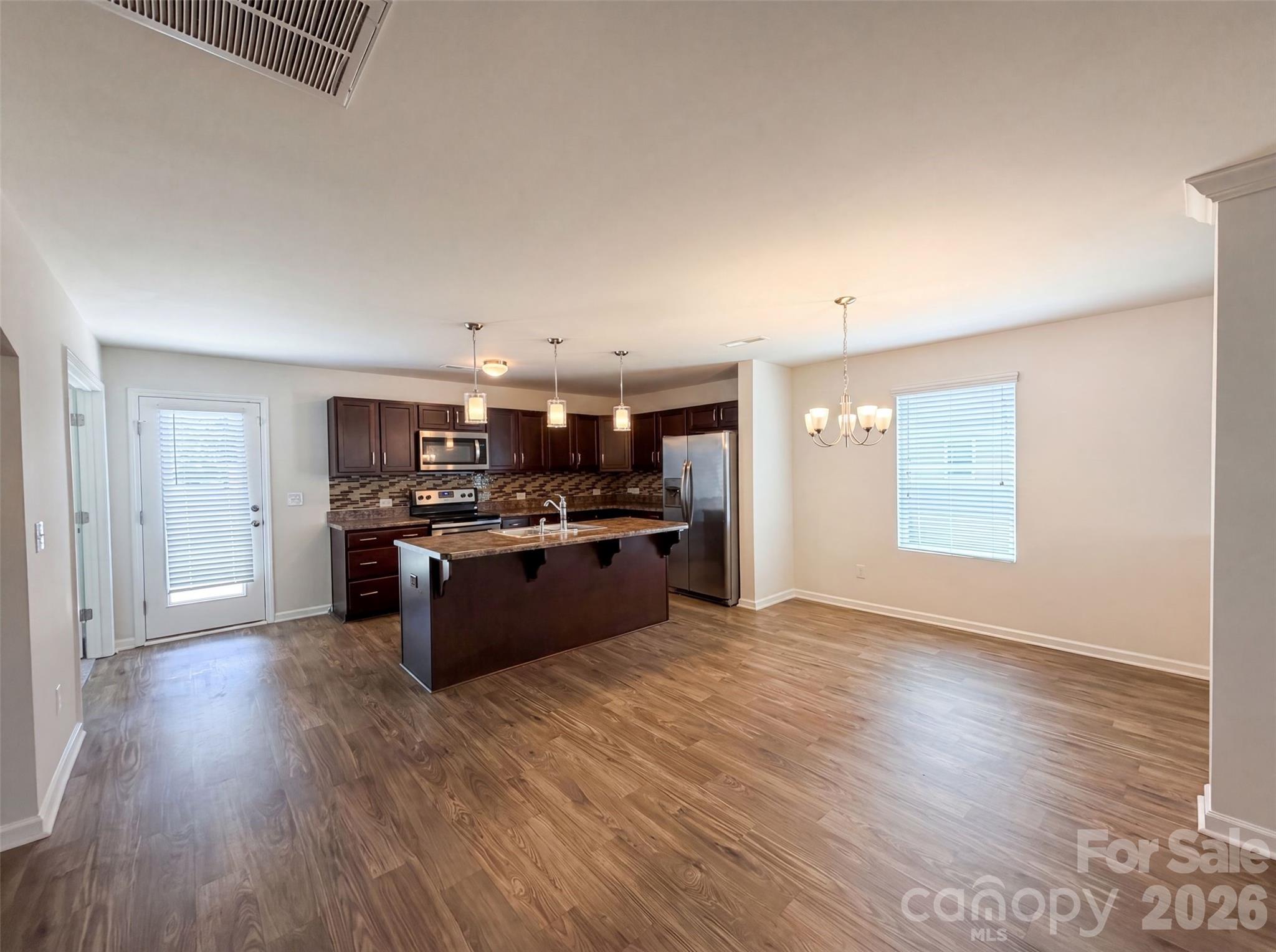 1708 Sawtooth Court — Landis