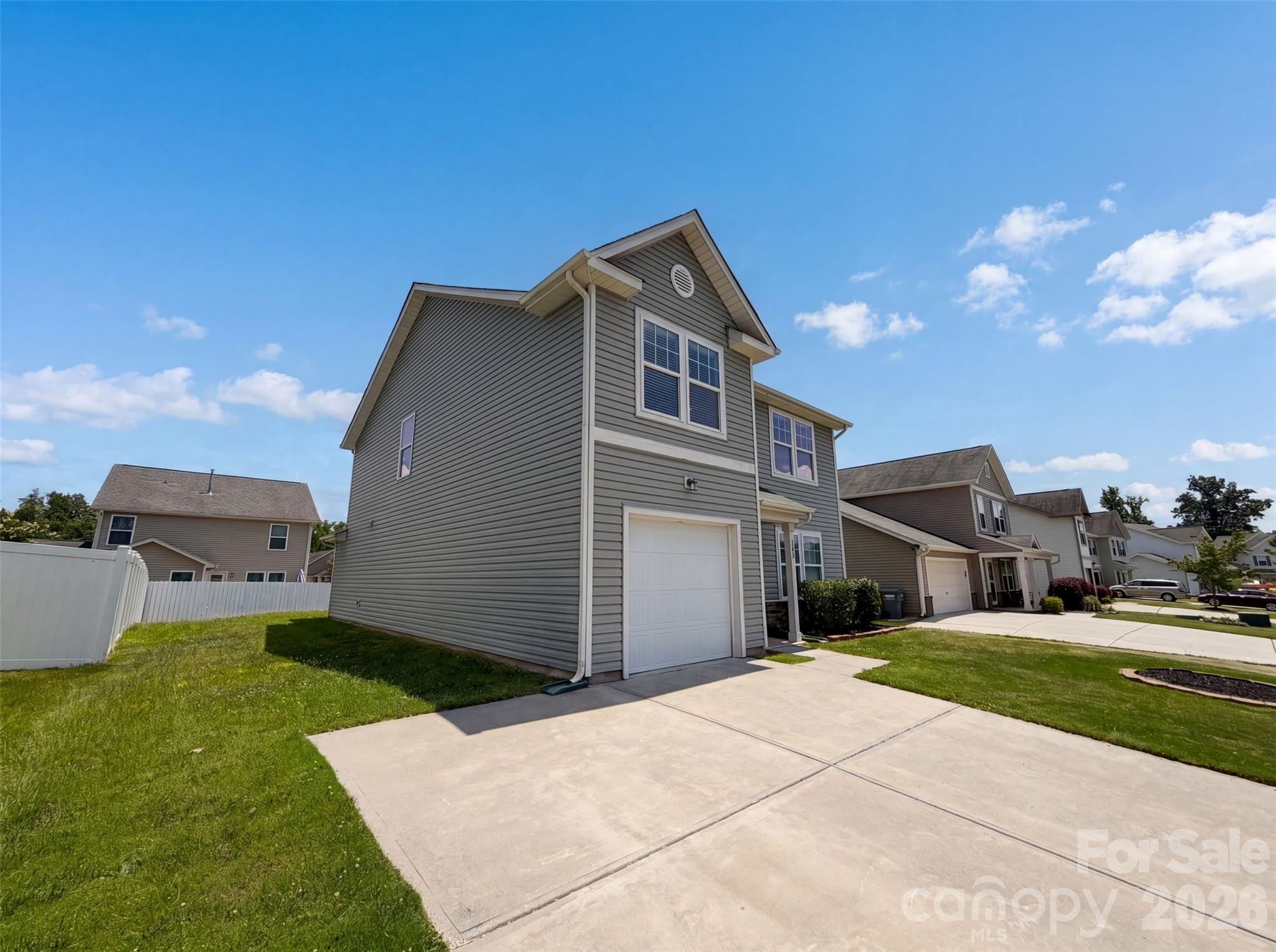 1708 Sawtooth Court — Landis