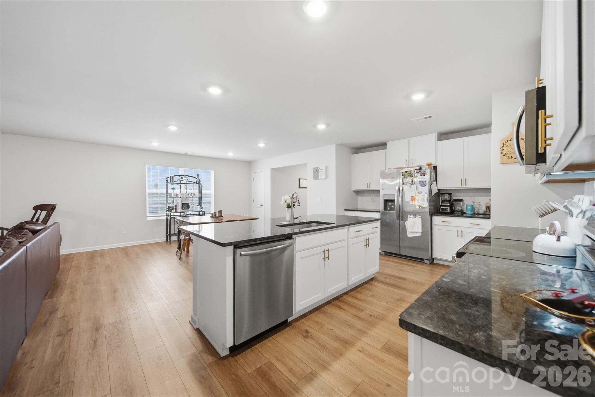 2464 Trollinger Drive — Catawba