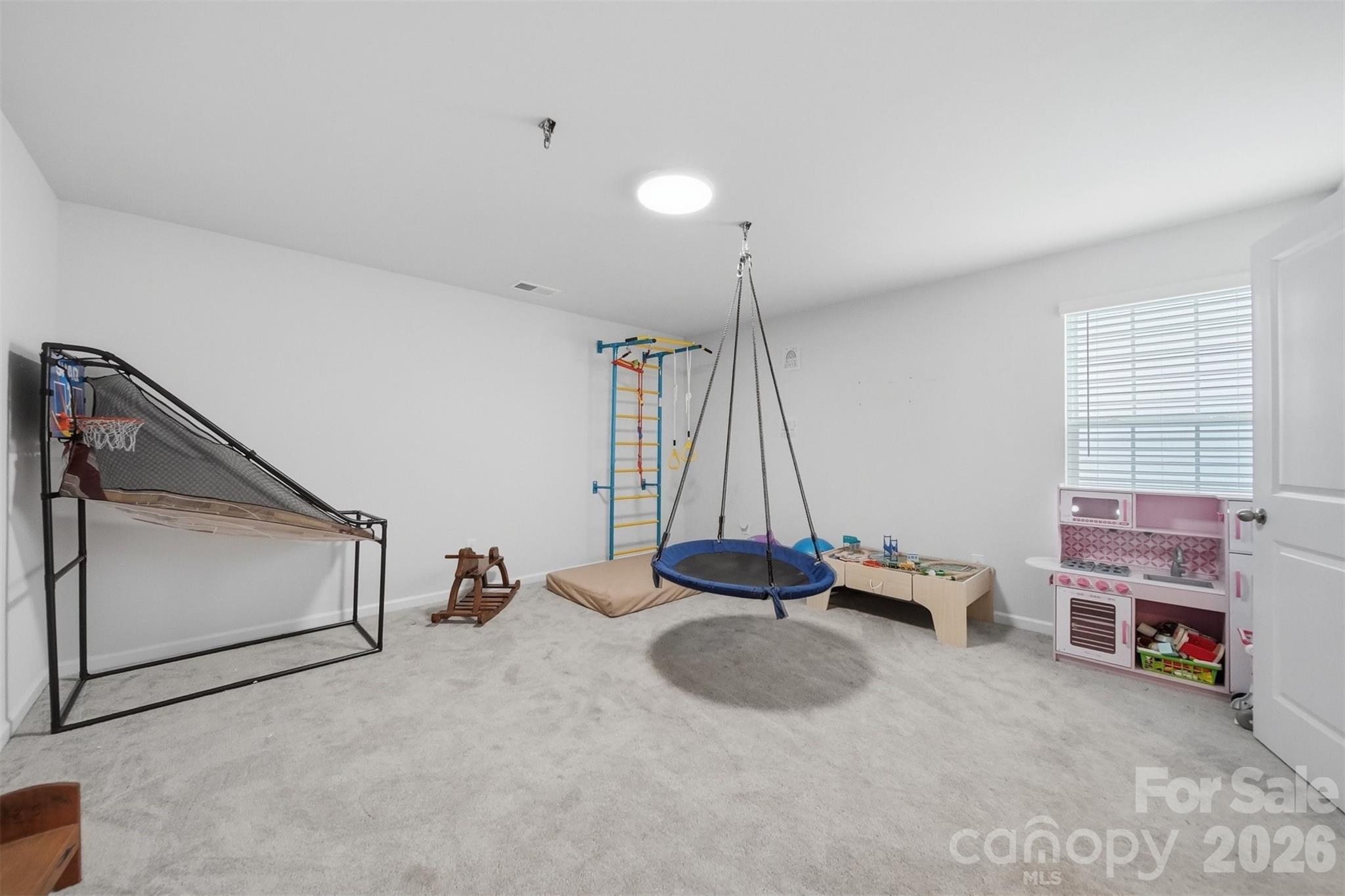 2464 Trollinger Drive — Catawba