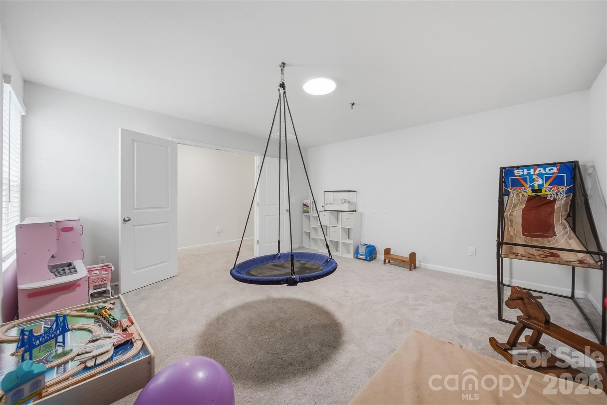 2464 Trollinger Drive — Catawba