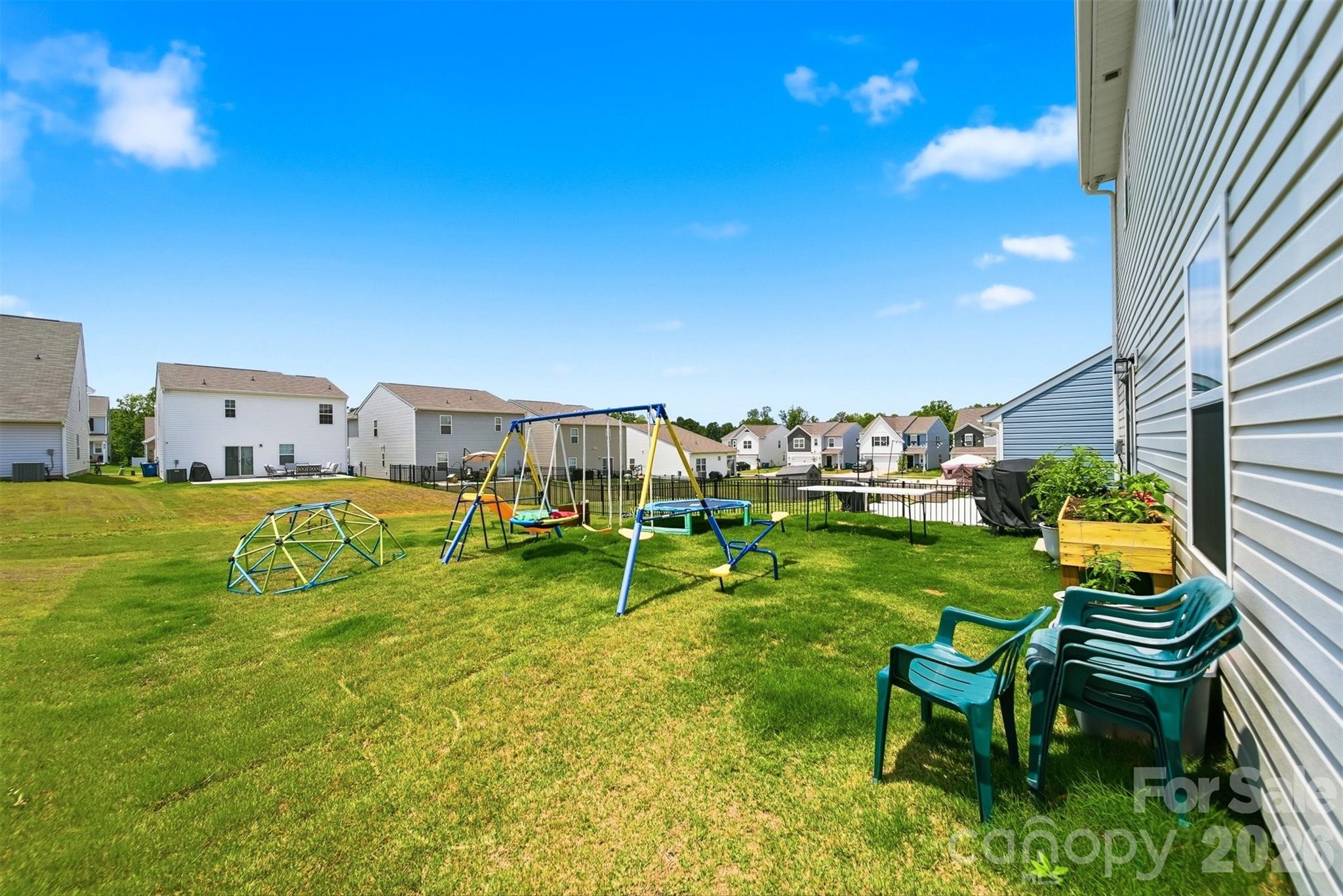 2464 Trollinger Drive — Catawba