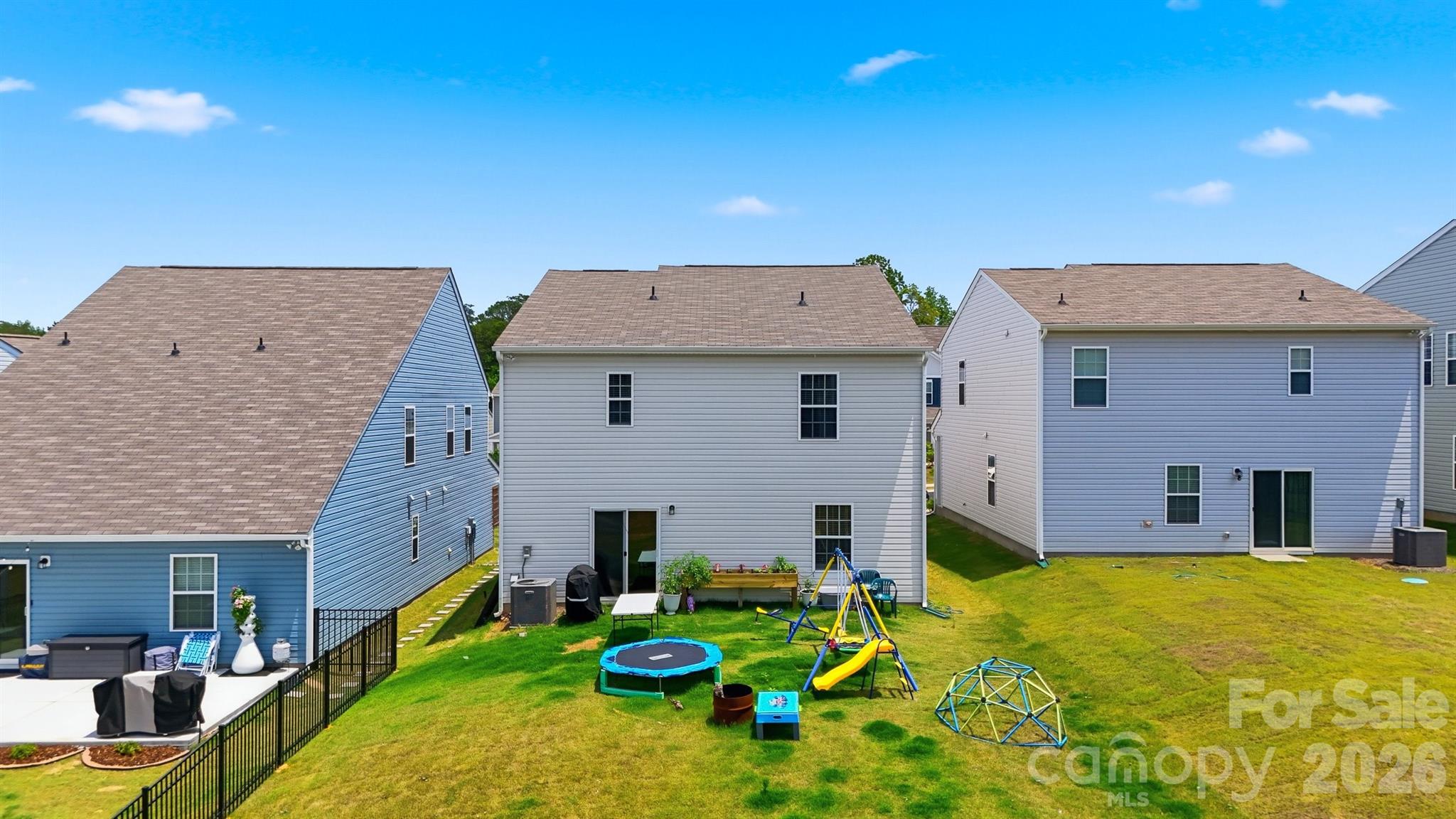 2464 Trollinger Drive — Catawba