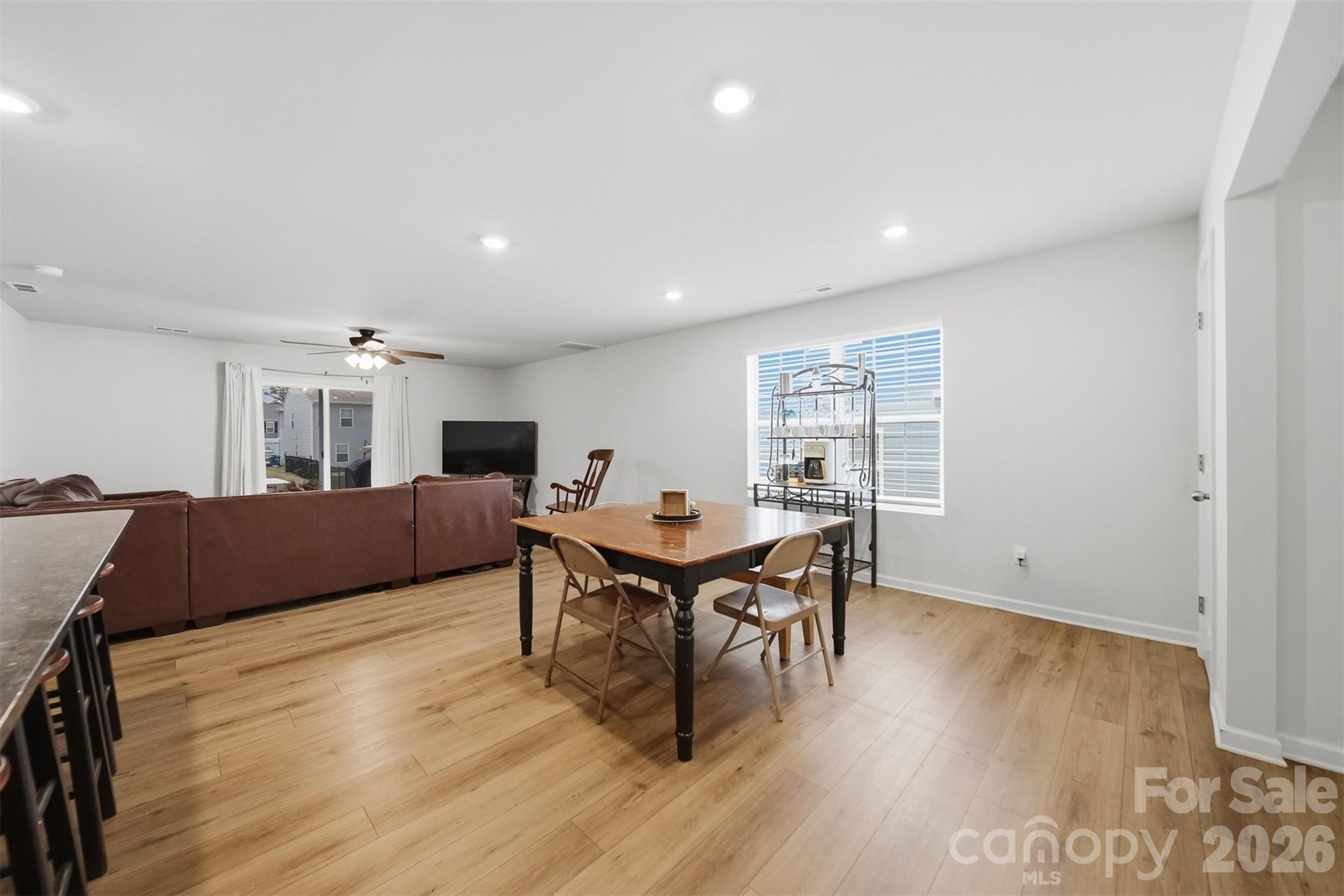 2464 Trollinger Drive — Catawba