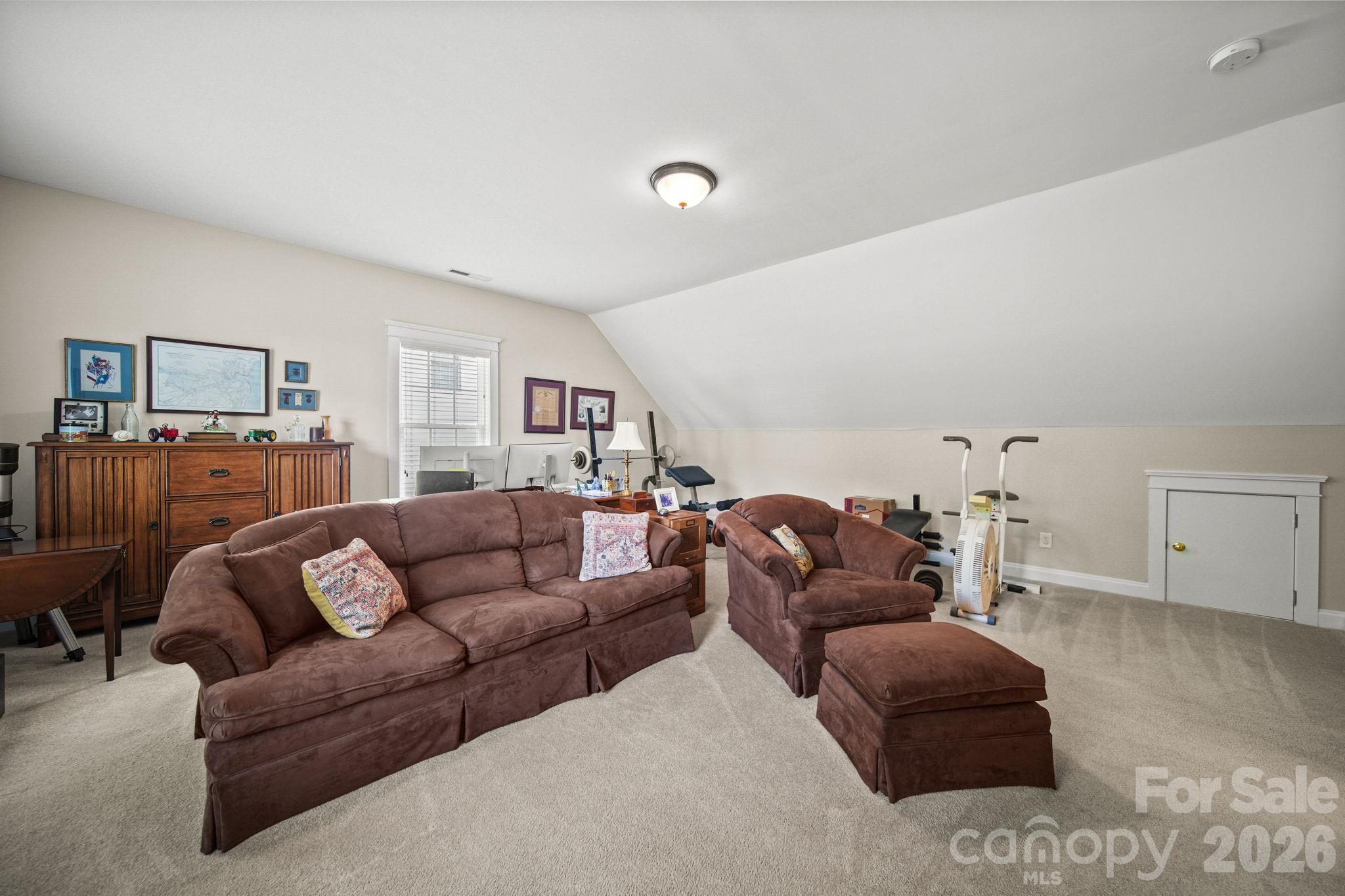 7800 Red Oaks Trail — Waxhaw