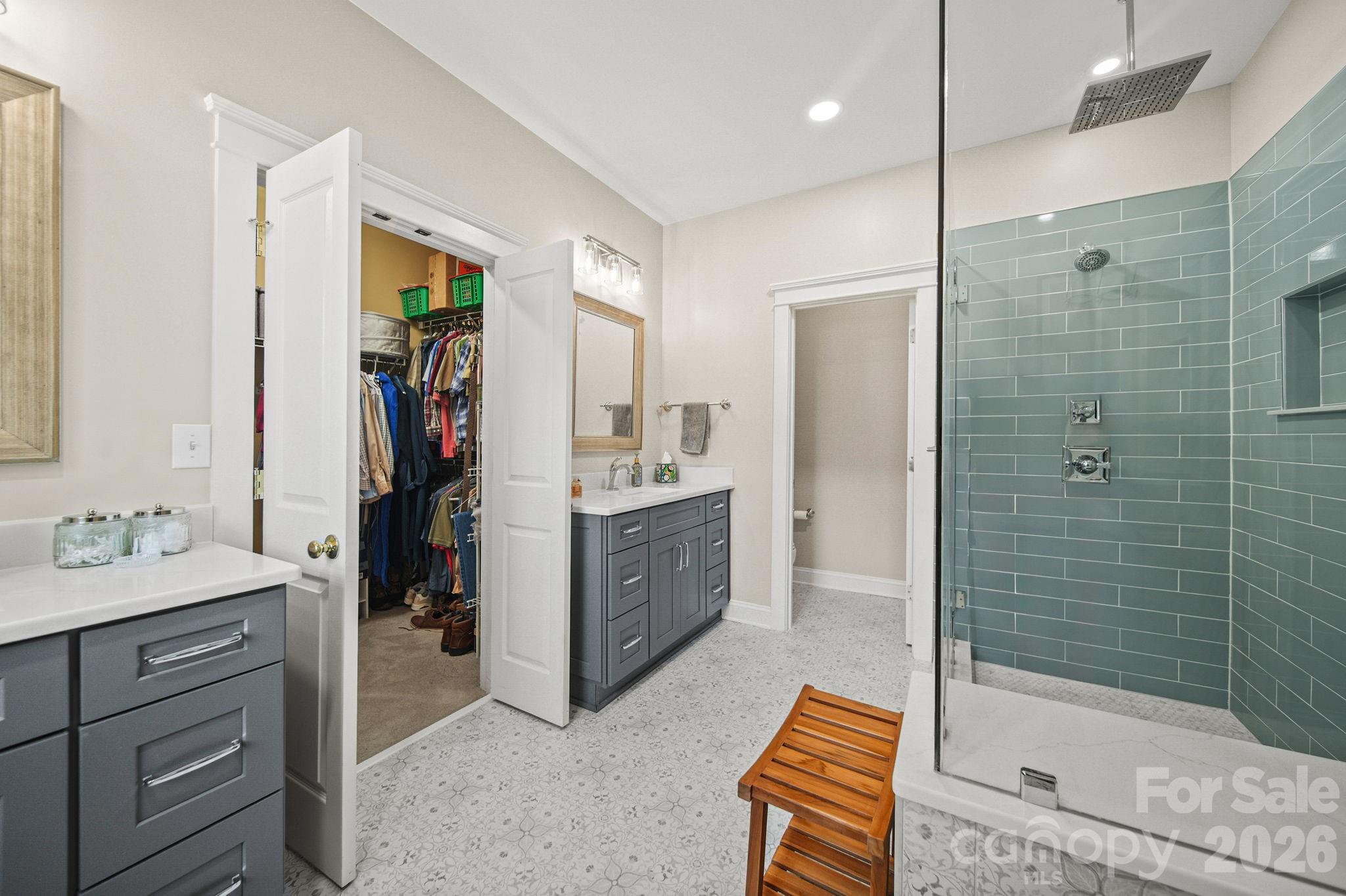 7800 Red Oaks Trail — Waxhaw