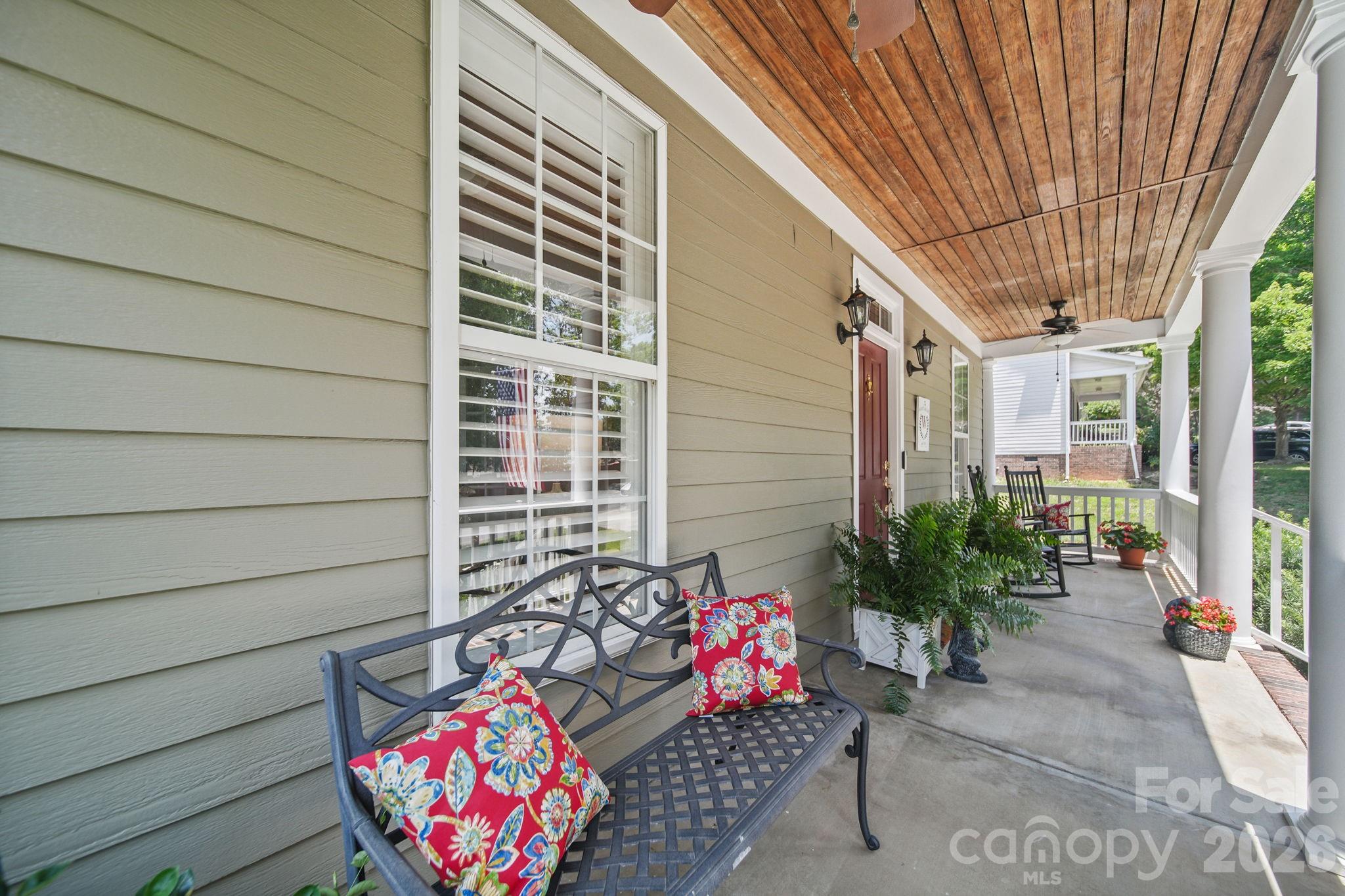 7800 Red Oaks Trail — Waxhaw