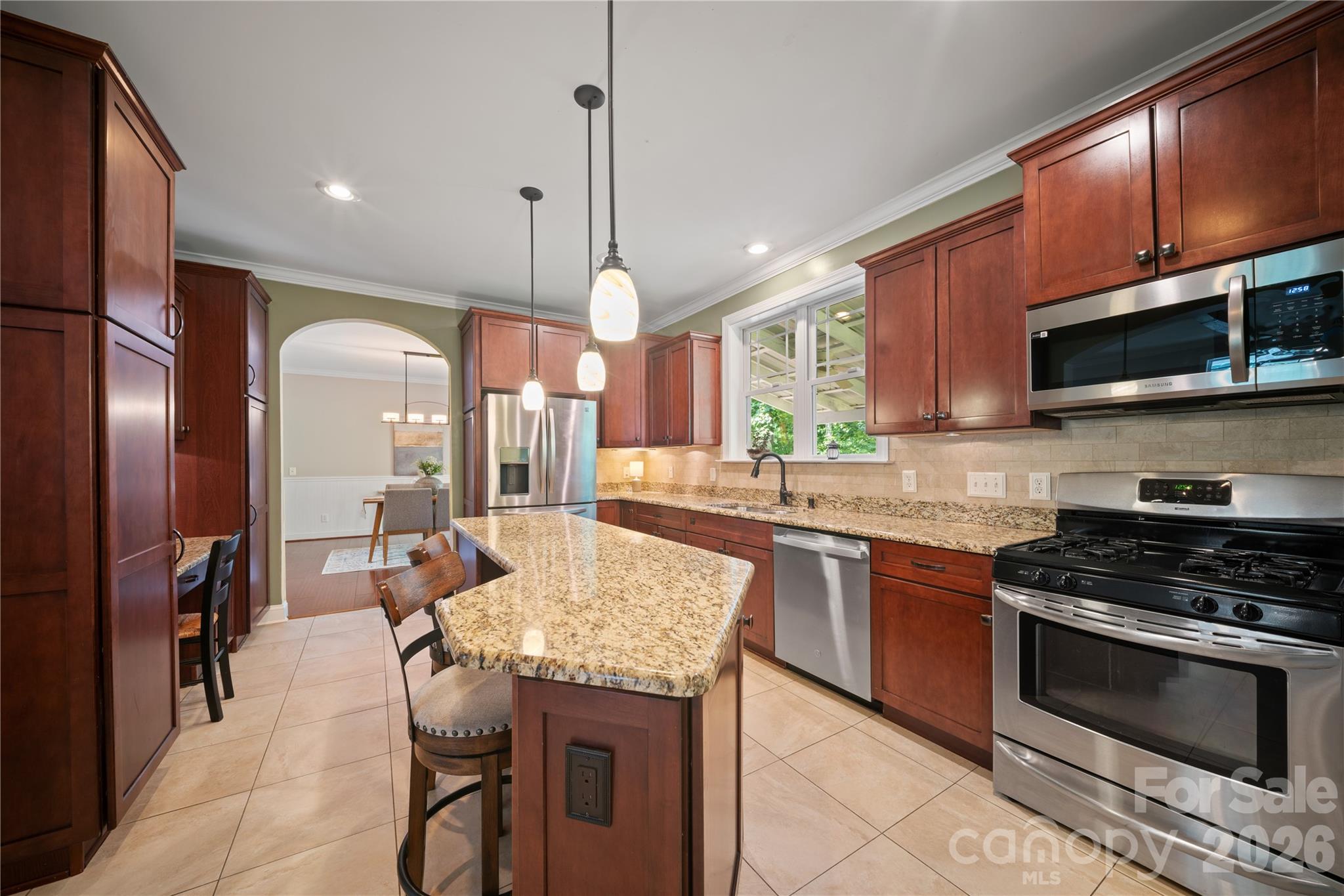 813 Beech Tree Place — Hendersonville