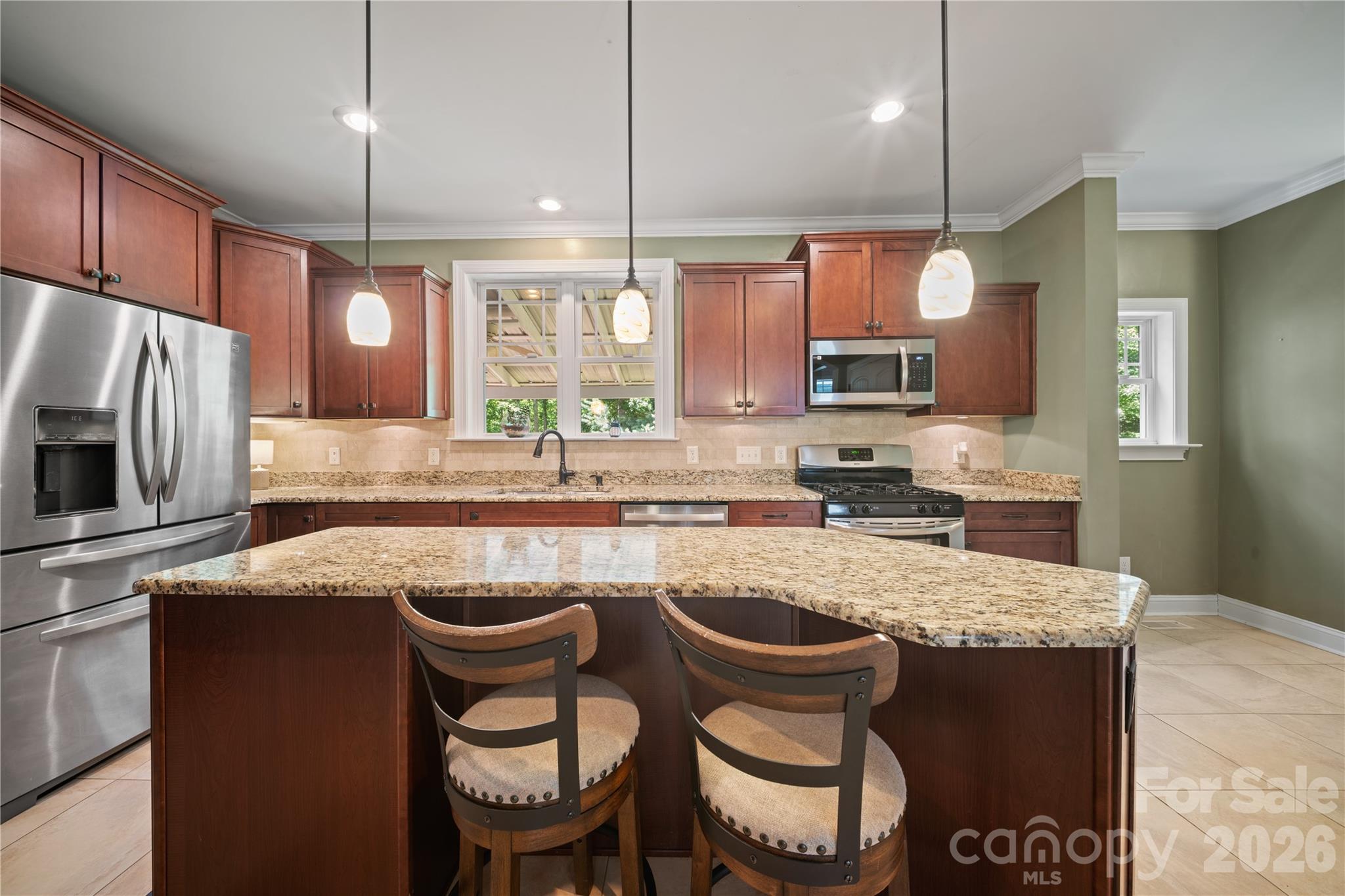 813 Beech Tree Place — Hendersonville