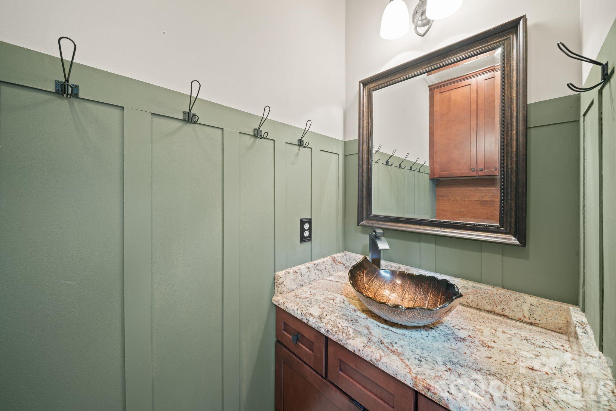 813 Beech Tree Place — Hendersonville