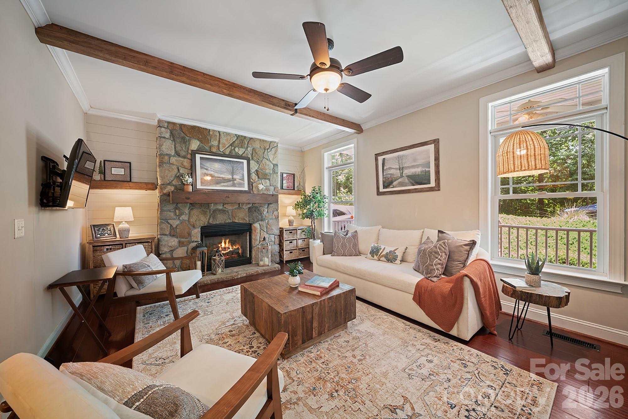 813 Beech Tree Place — Hendersonville