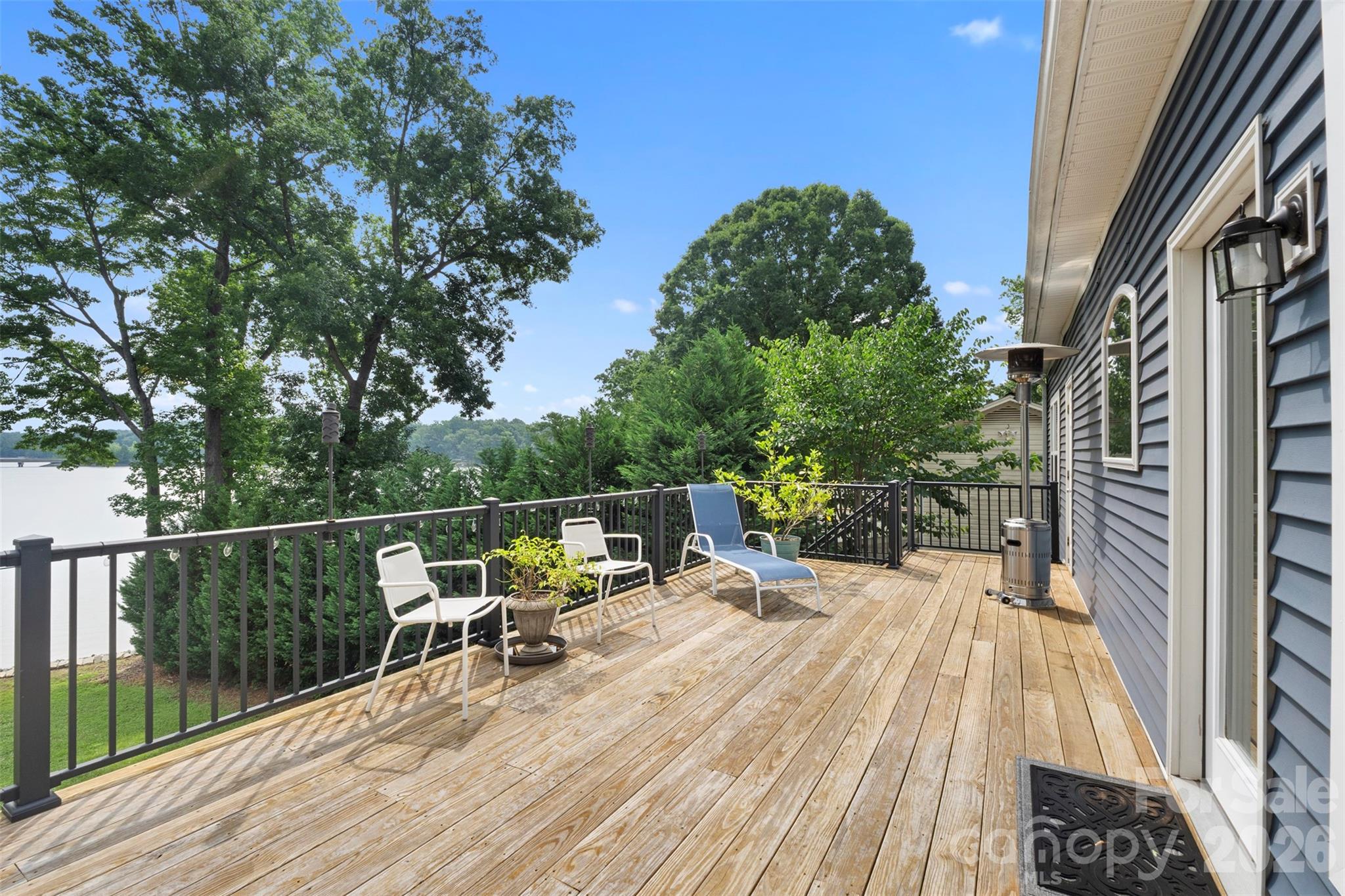 645 Riverside Drive — Lexington