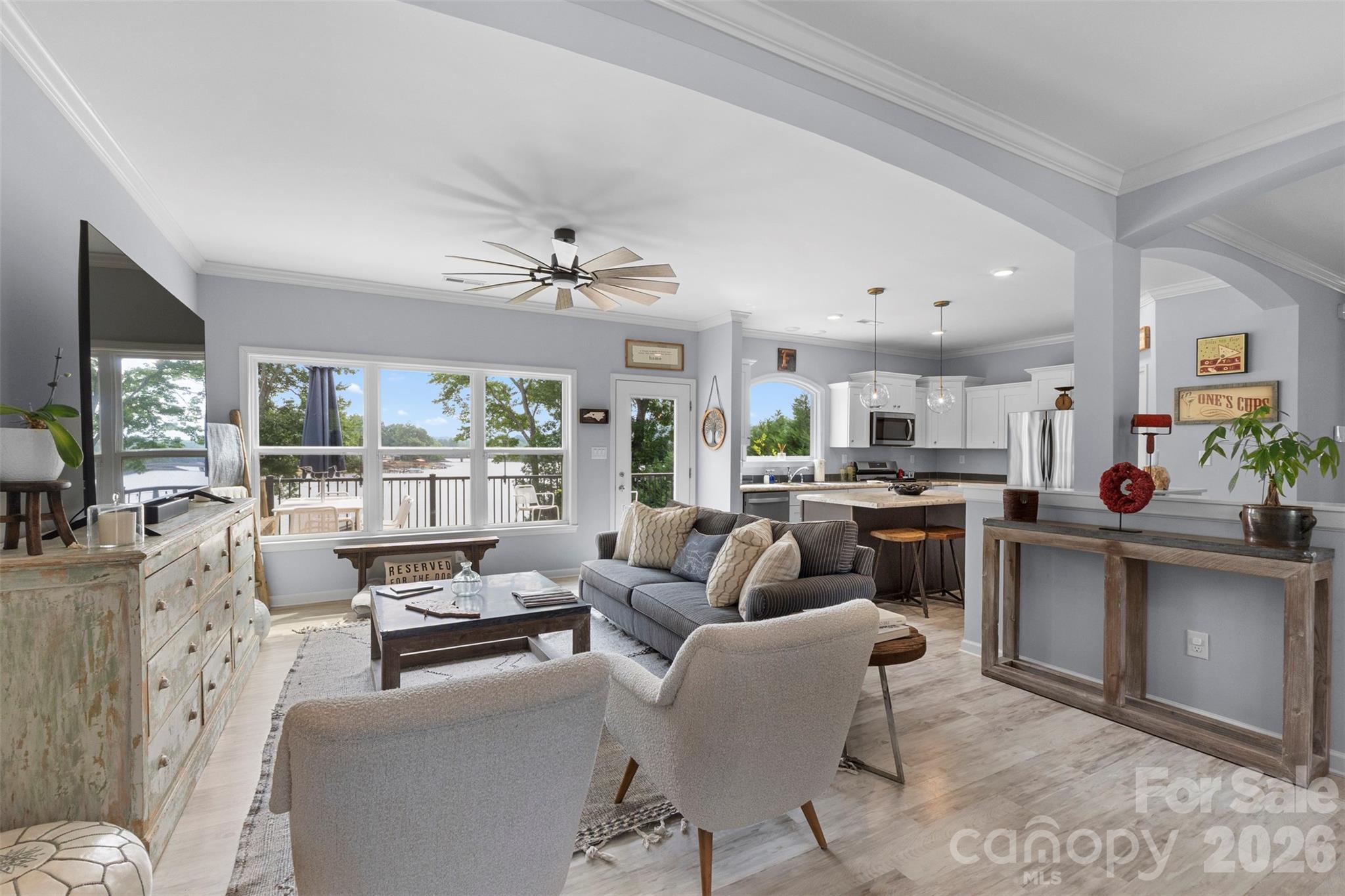 645 Riverside Drive — Lexington