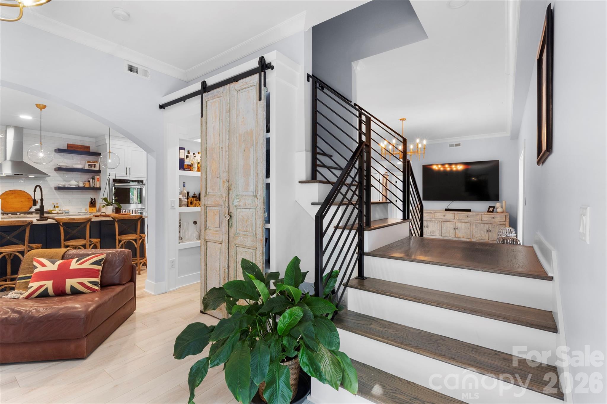 645 Riverside Drive — Lexington