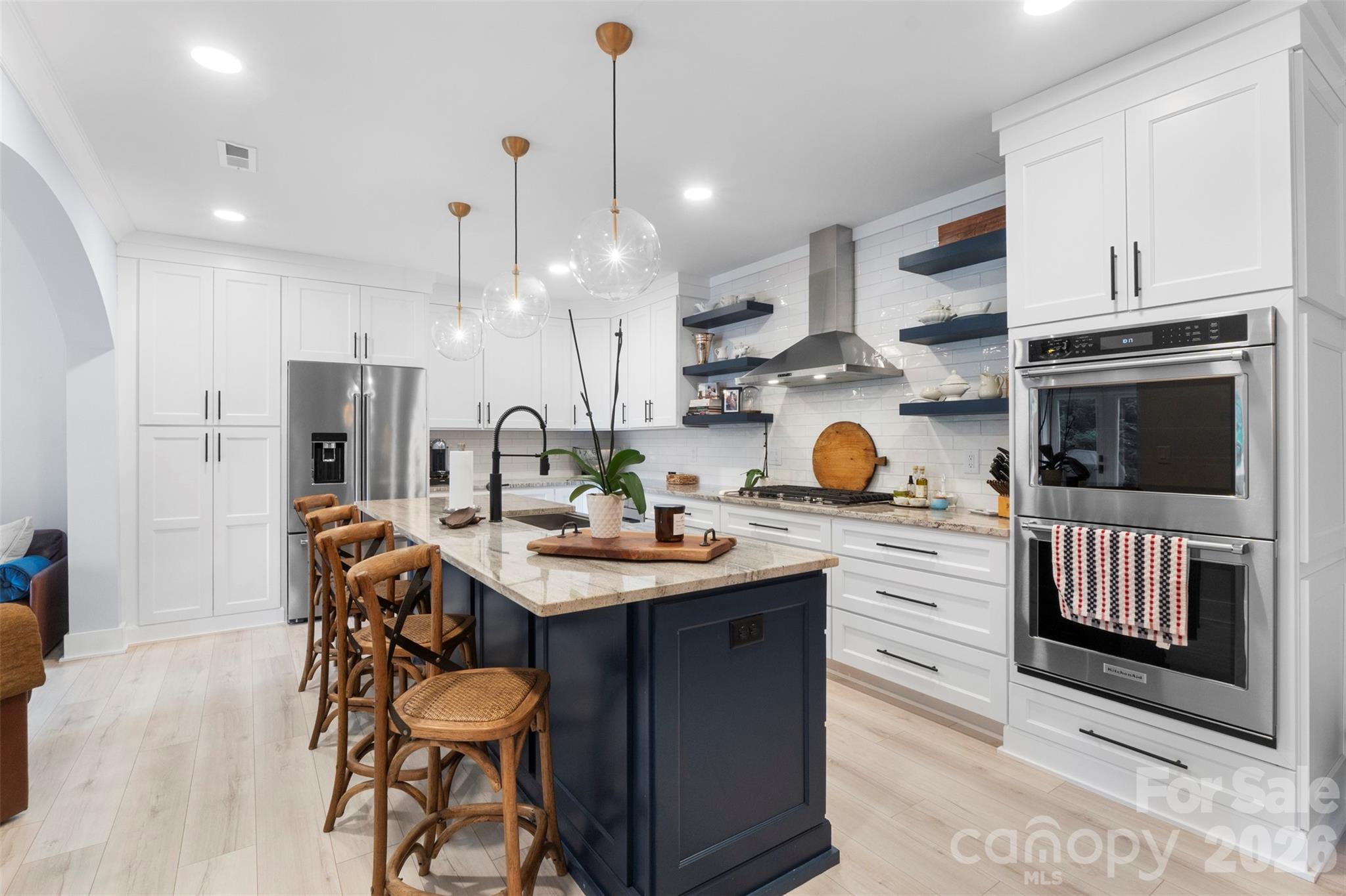 645 Riverside Drive — Lexington