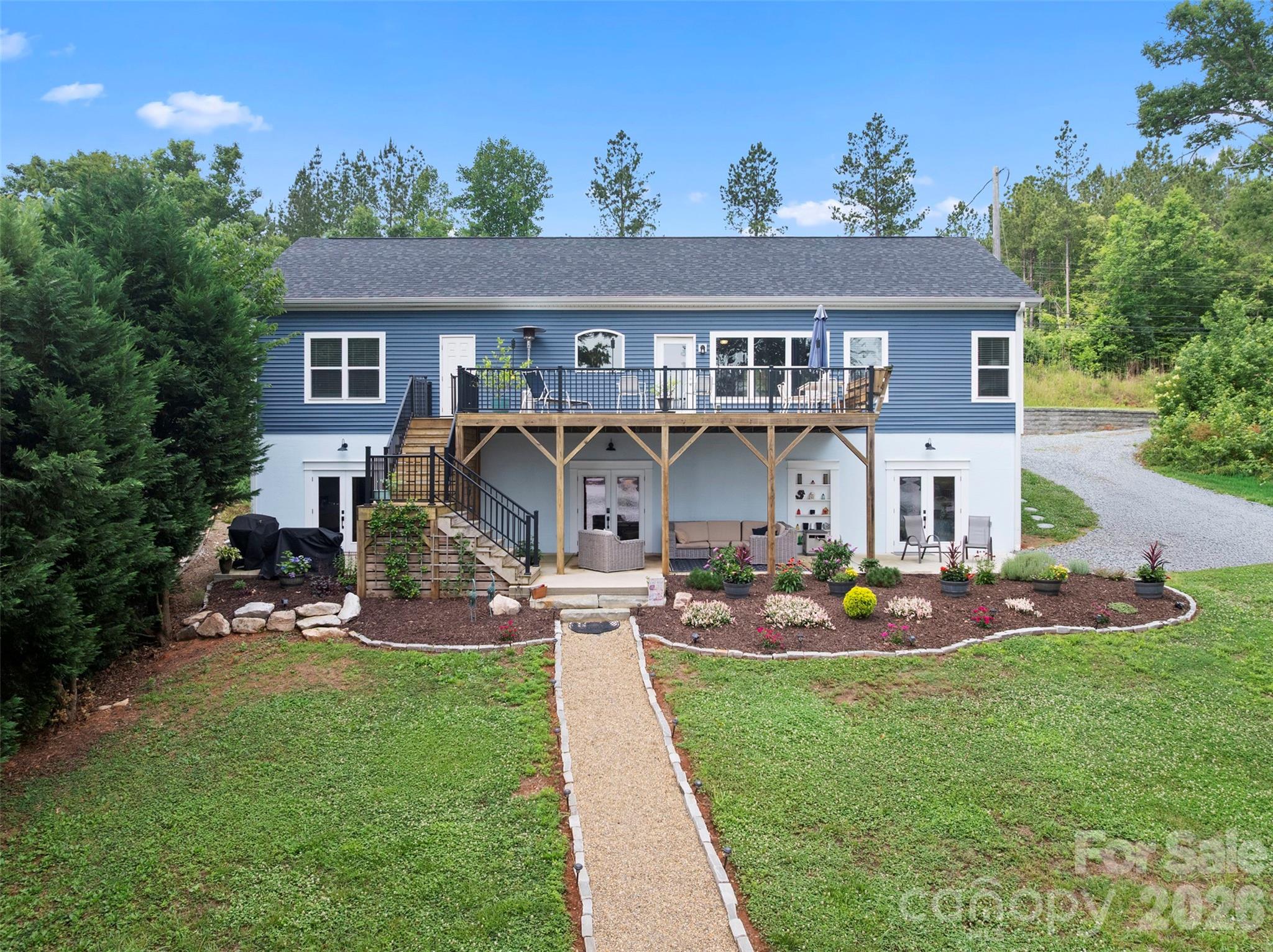 645 Riverside Drive — Lexington