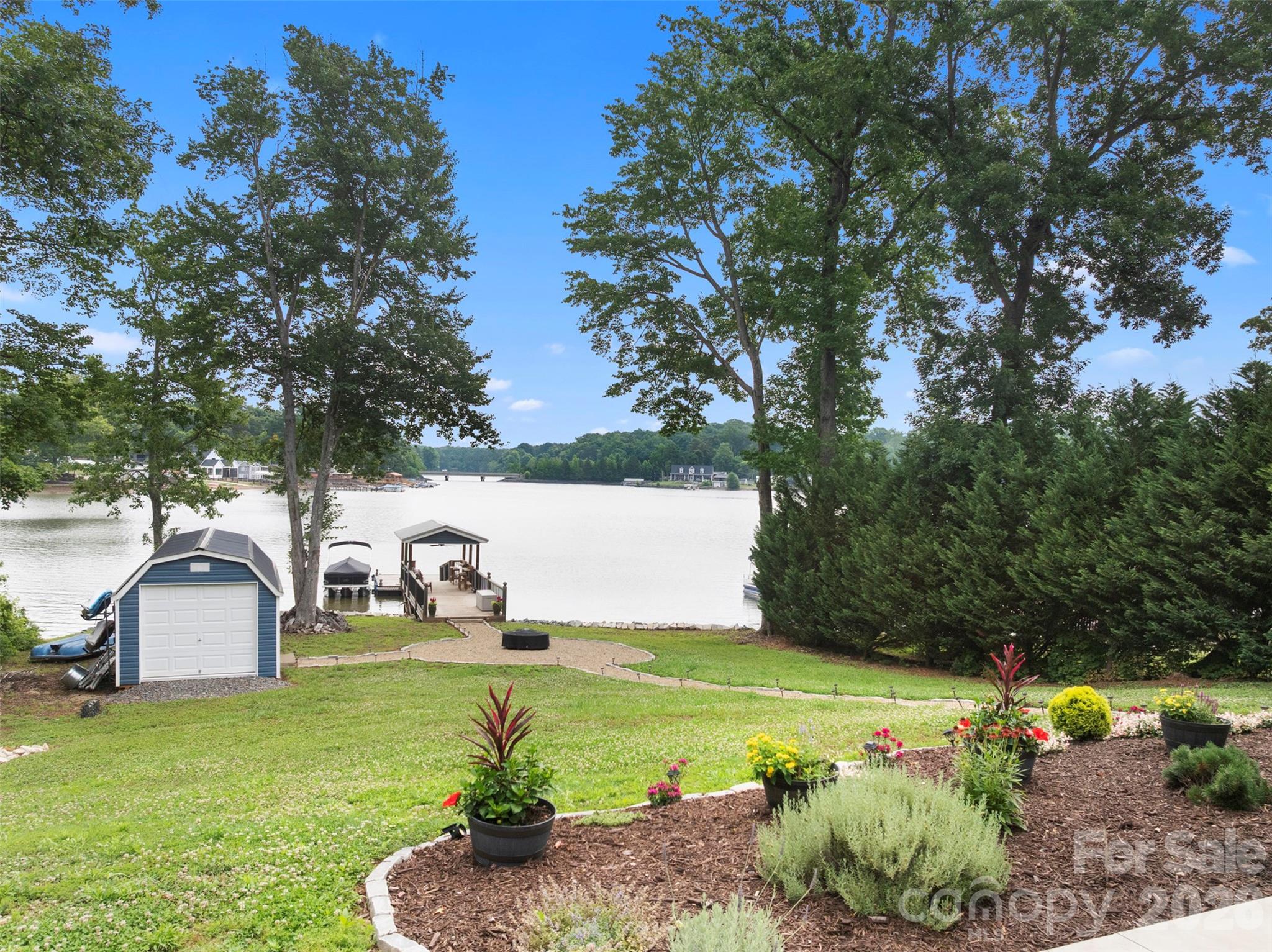 645 Riverside Drive — Lexington