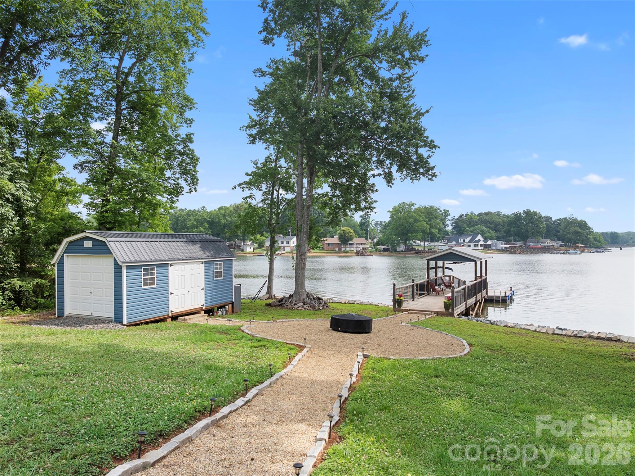 645 Riverside Drive — Lexington