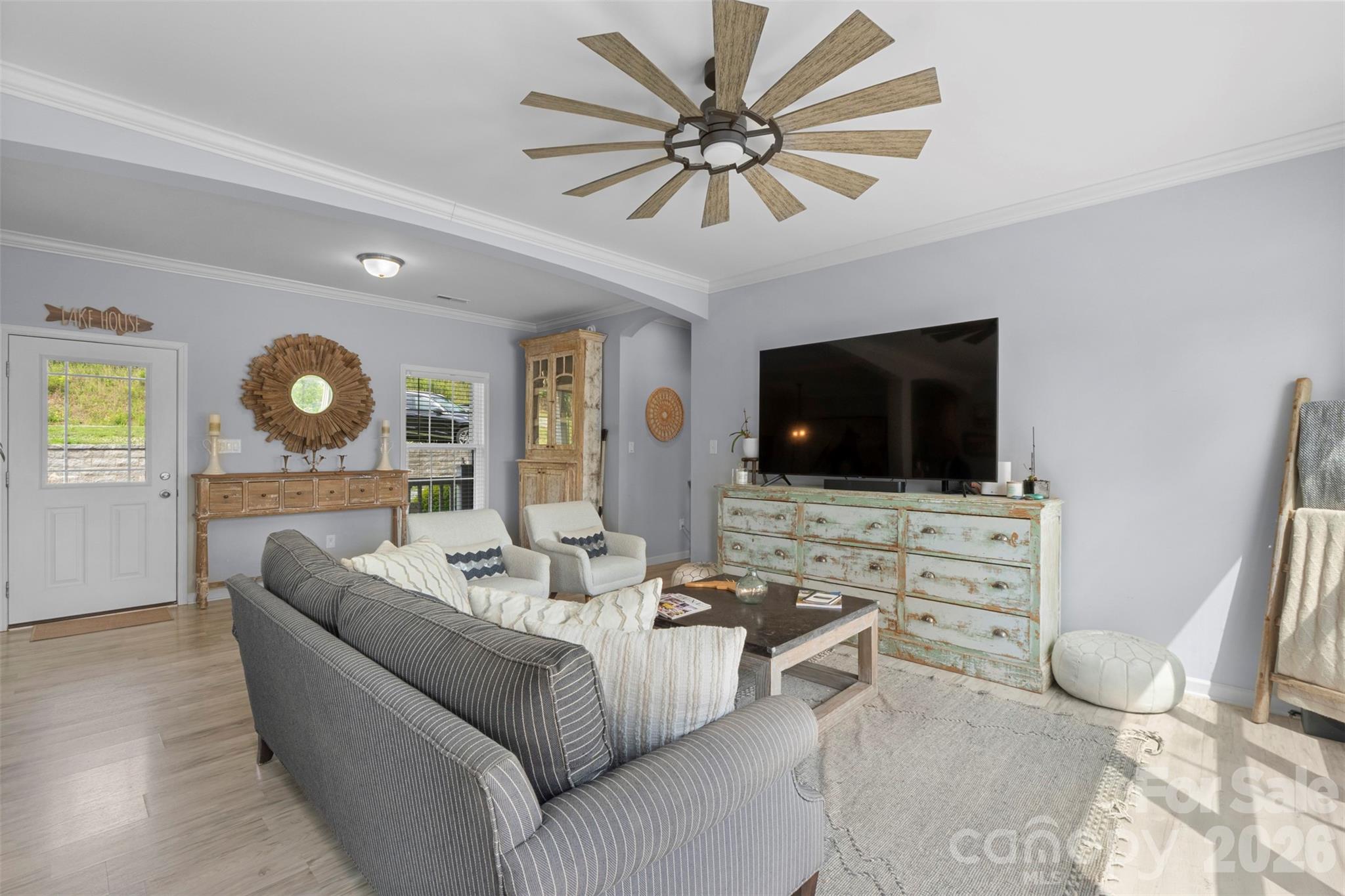 645 Riverside Drive — Lexington