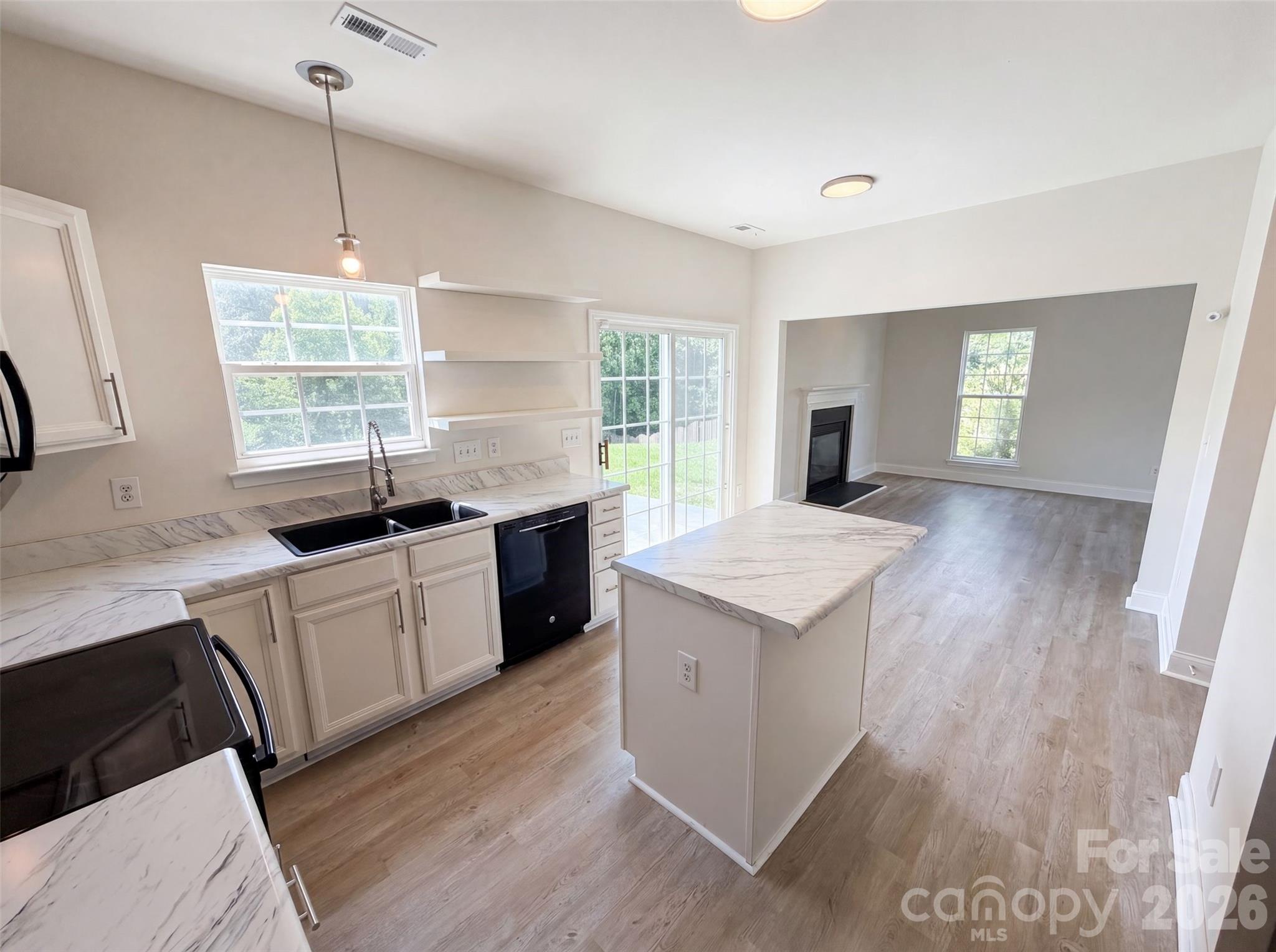 11805 Guildhall Lane — Charlotte