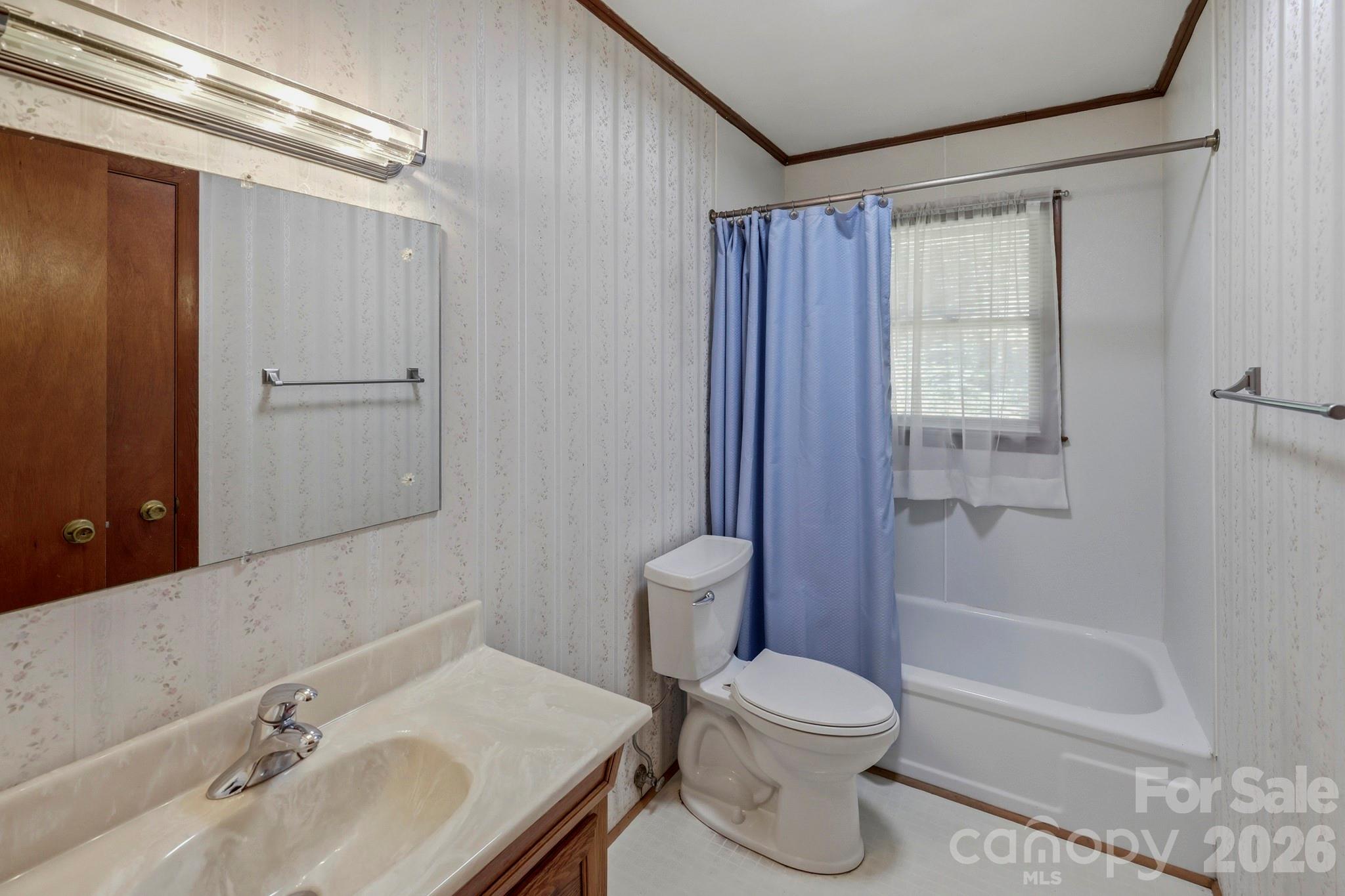 137 Matheny Street — Forest City