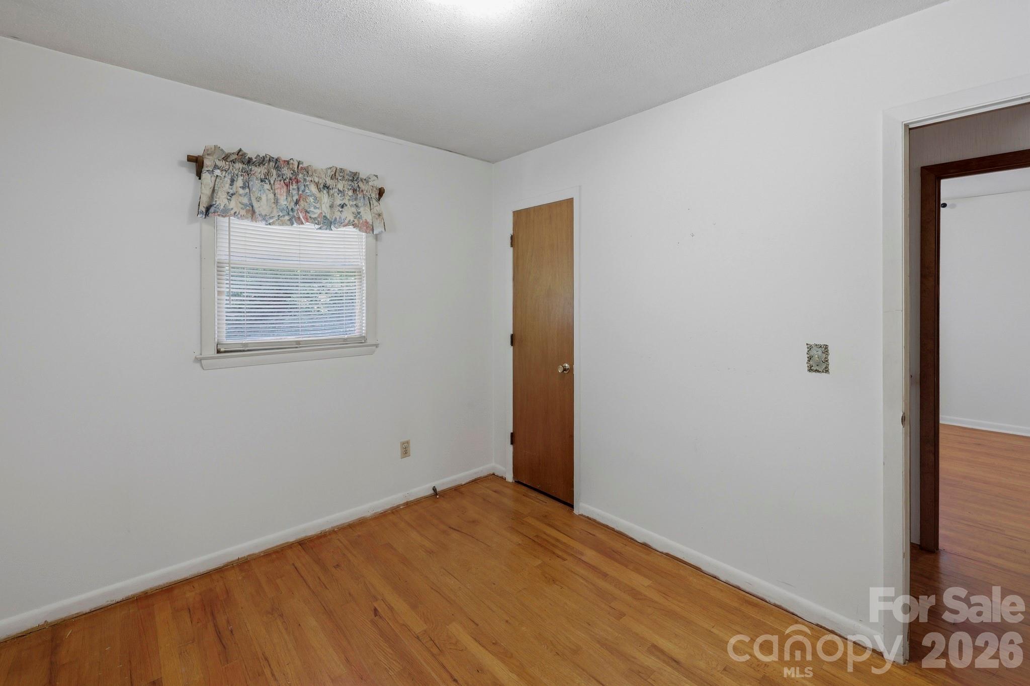 137 Matheny Street — Forest City