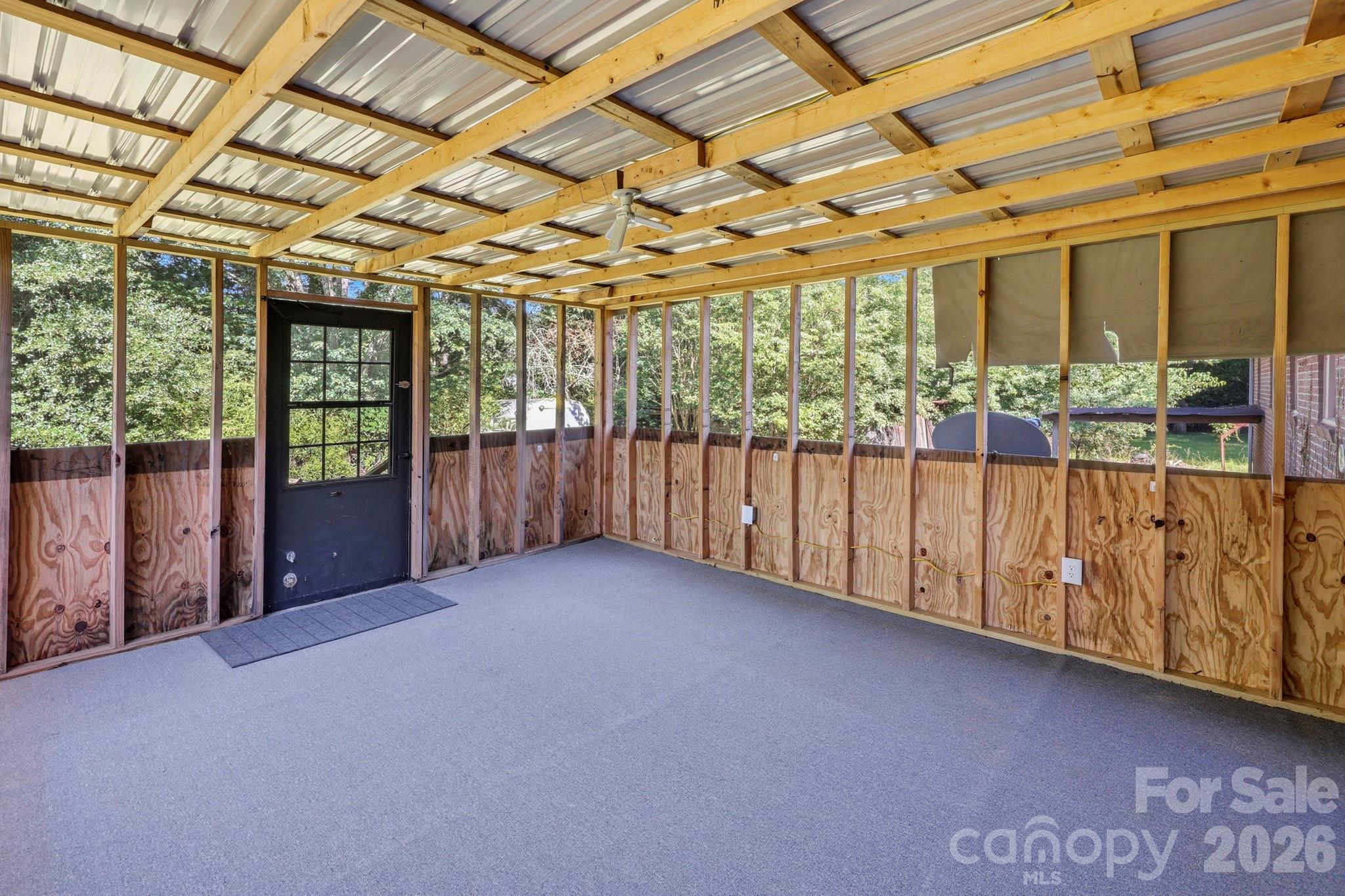 137 Matheny Street — Forest City