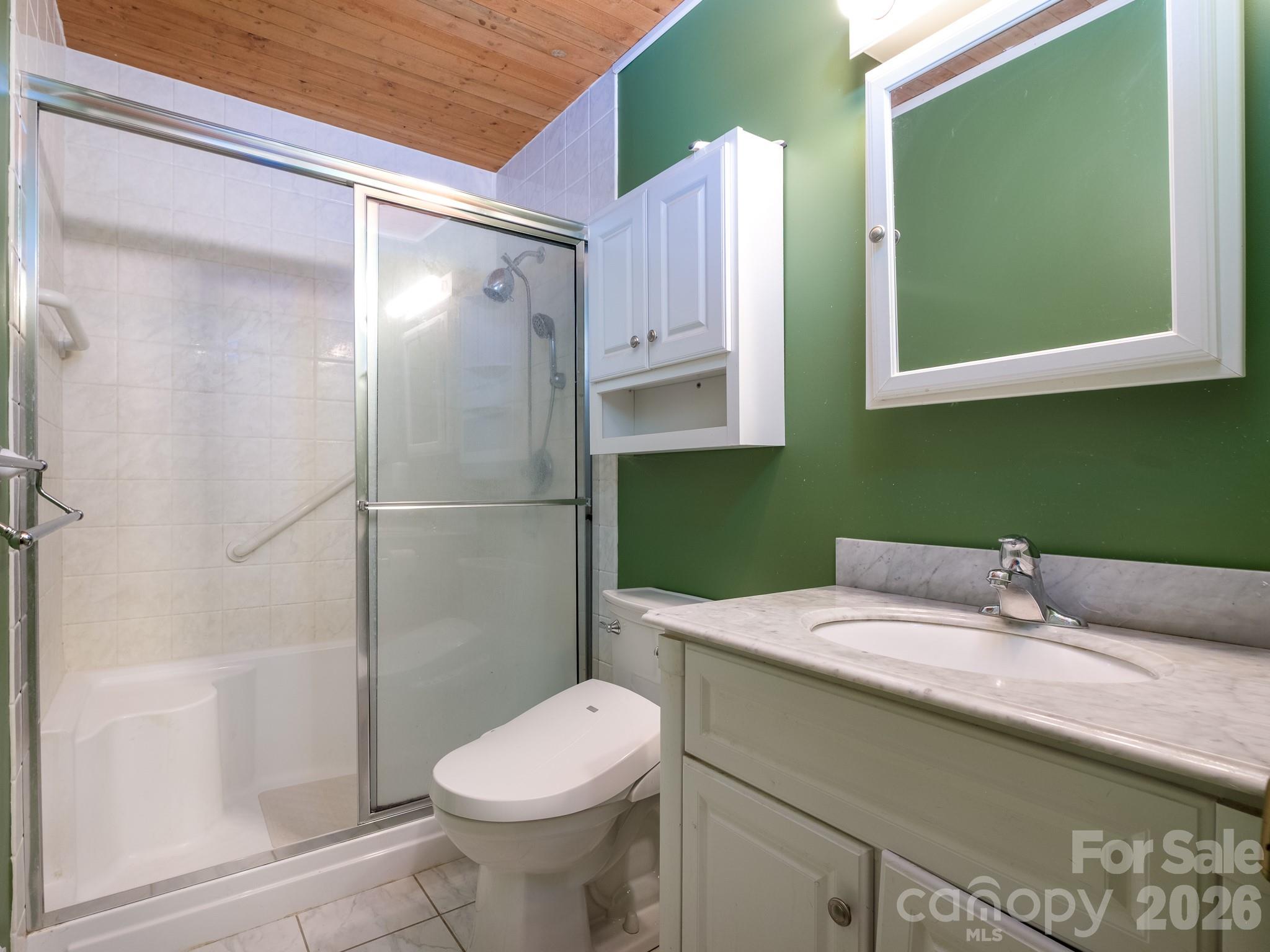 766 Skyland Drive #11 & 18 — Pisgah Forest