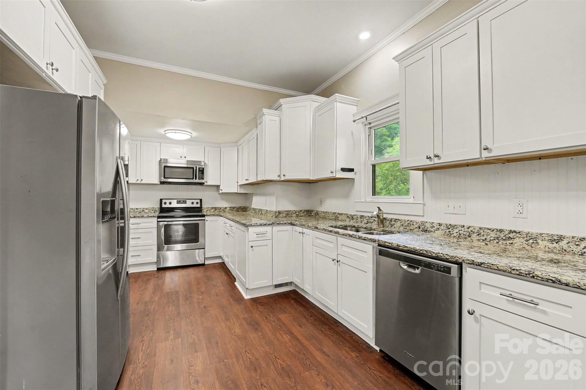 95 Central Avenue — China Grove