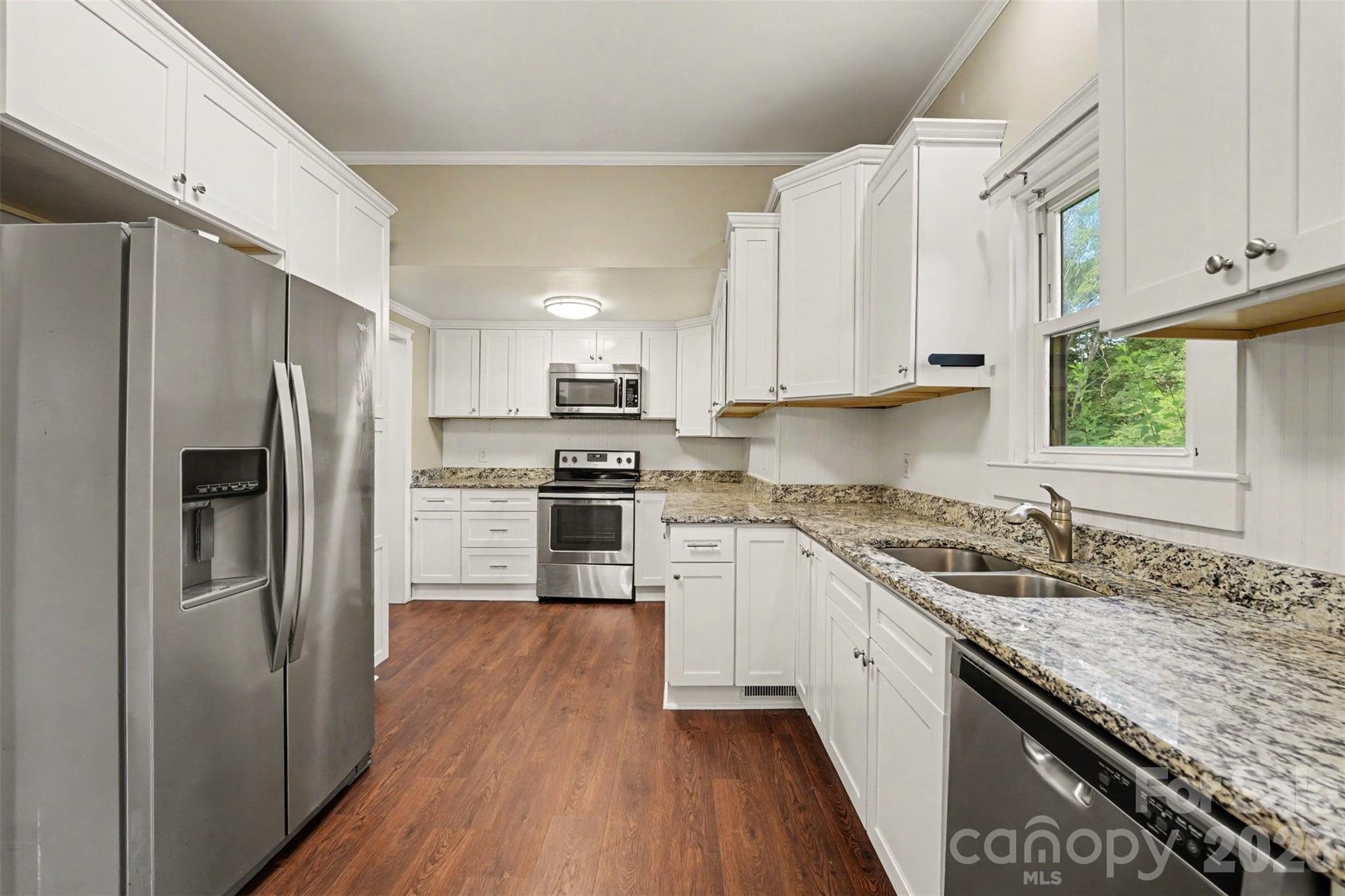 95 Central Avenue — China Grove