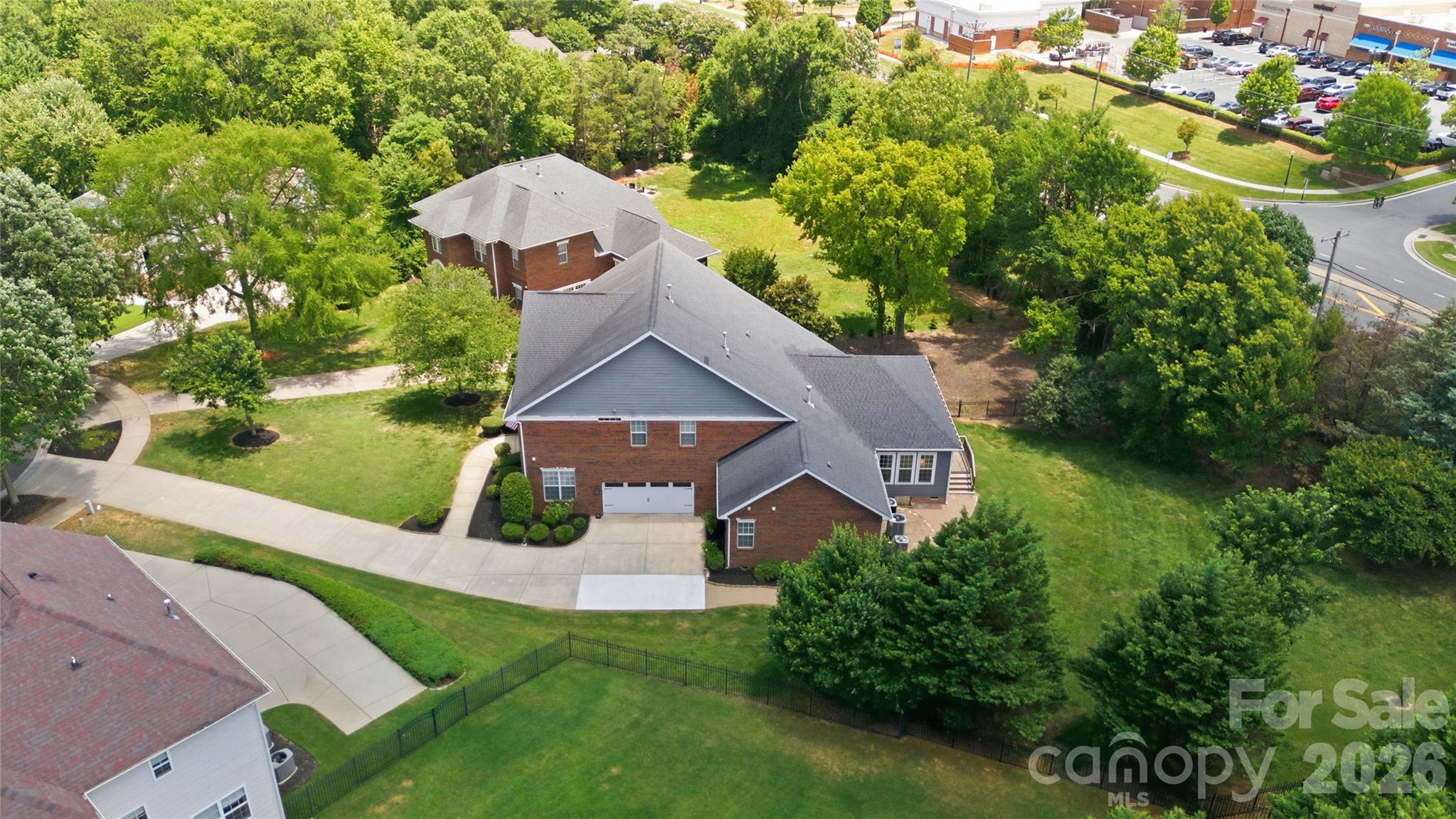 1416 Shade Tree Court — Matthews