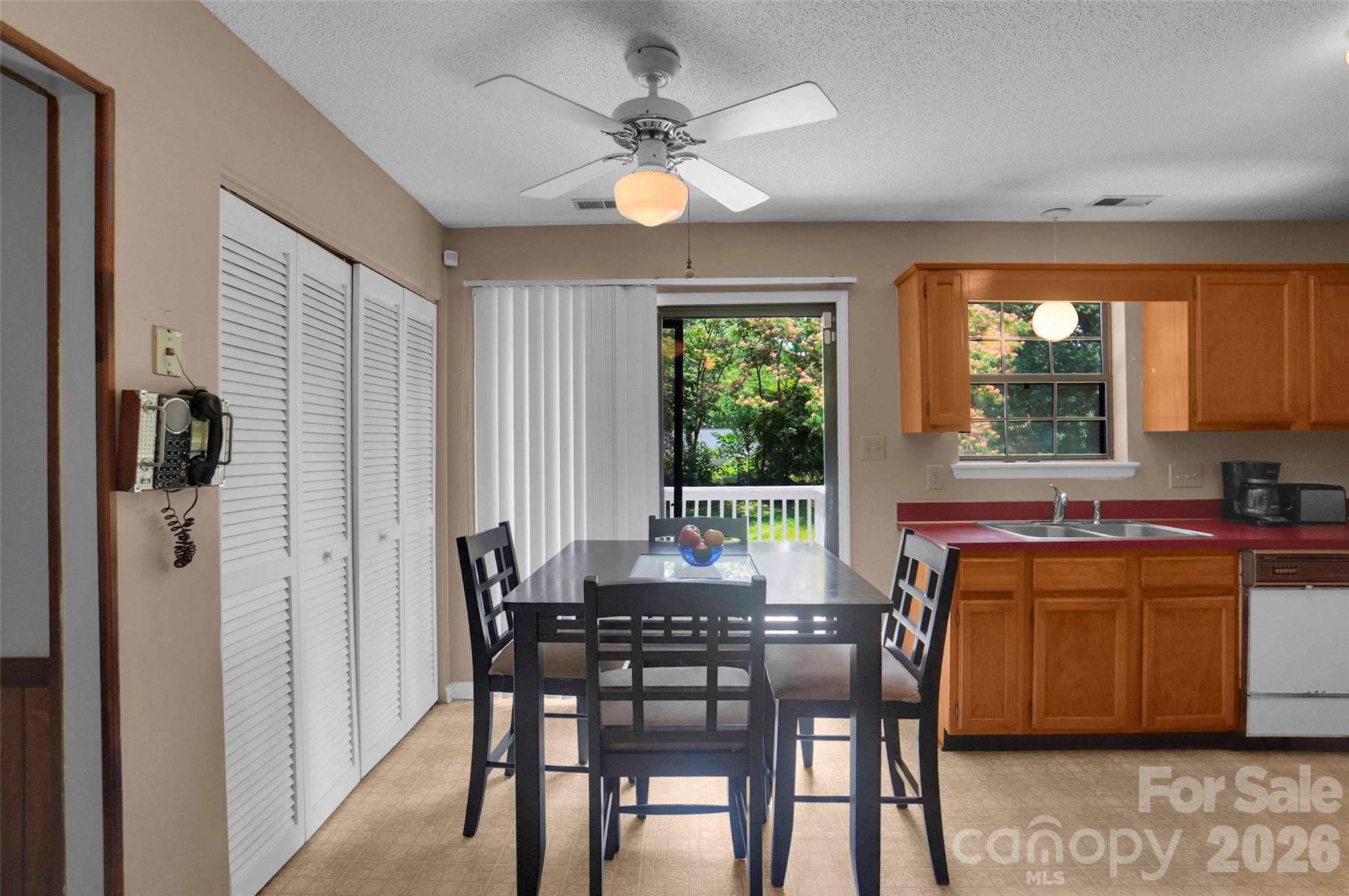 900 Highland Mist Lane — Charlotte