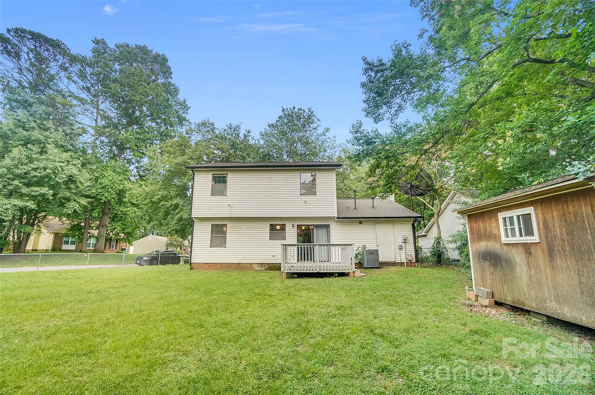 900 Highland Mist Lane — Charlotte