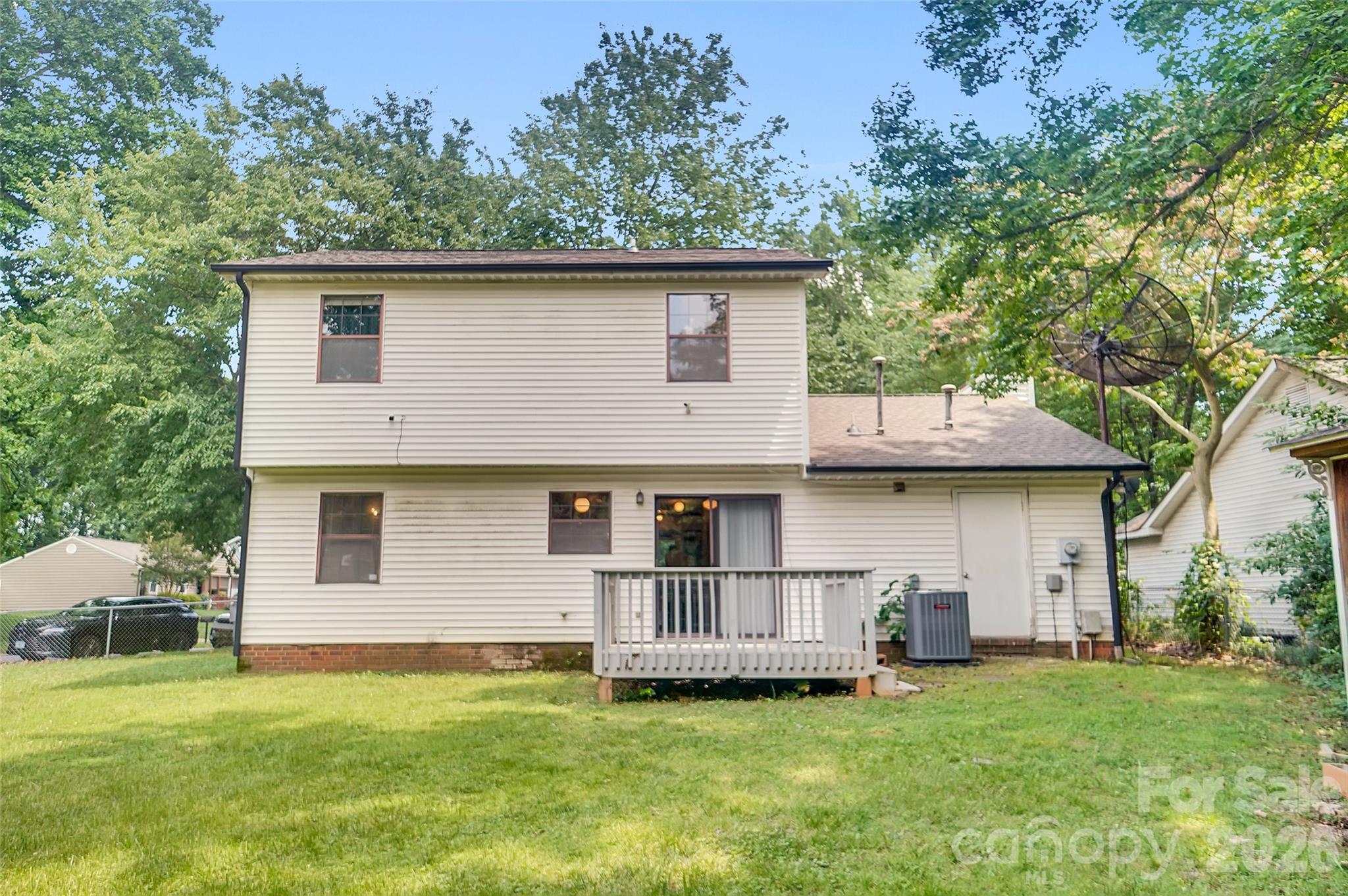 900 Highland Mist Lane — Charlotte