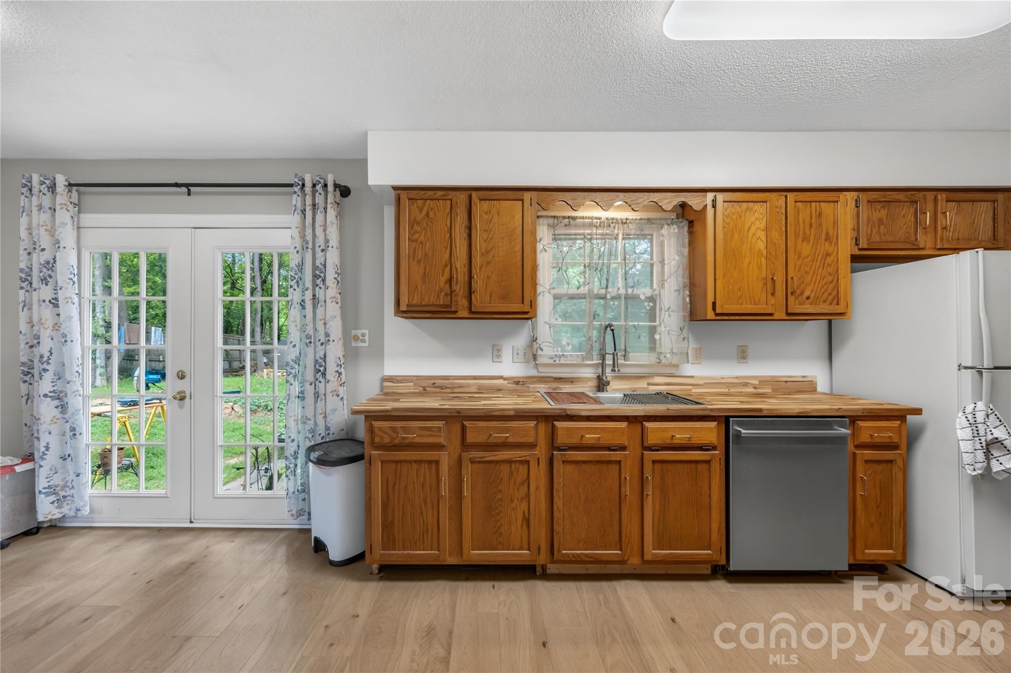 8349 Norcroft Drive — Charlotte