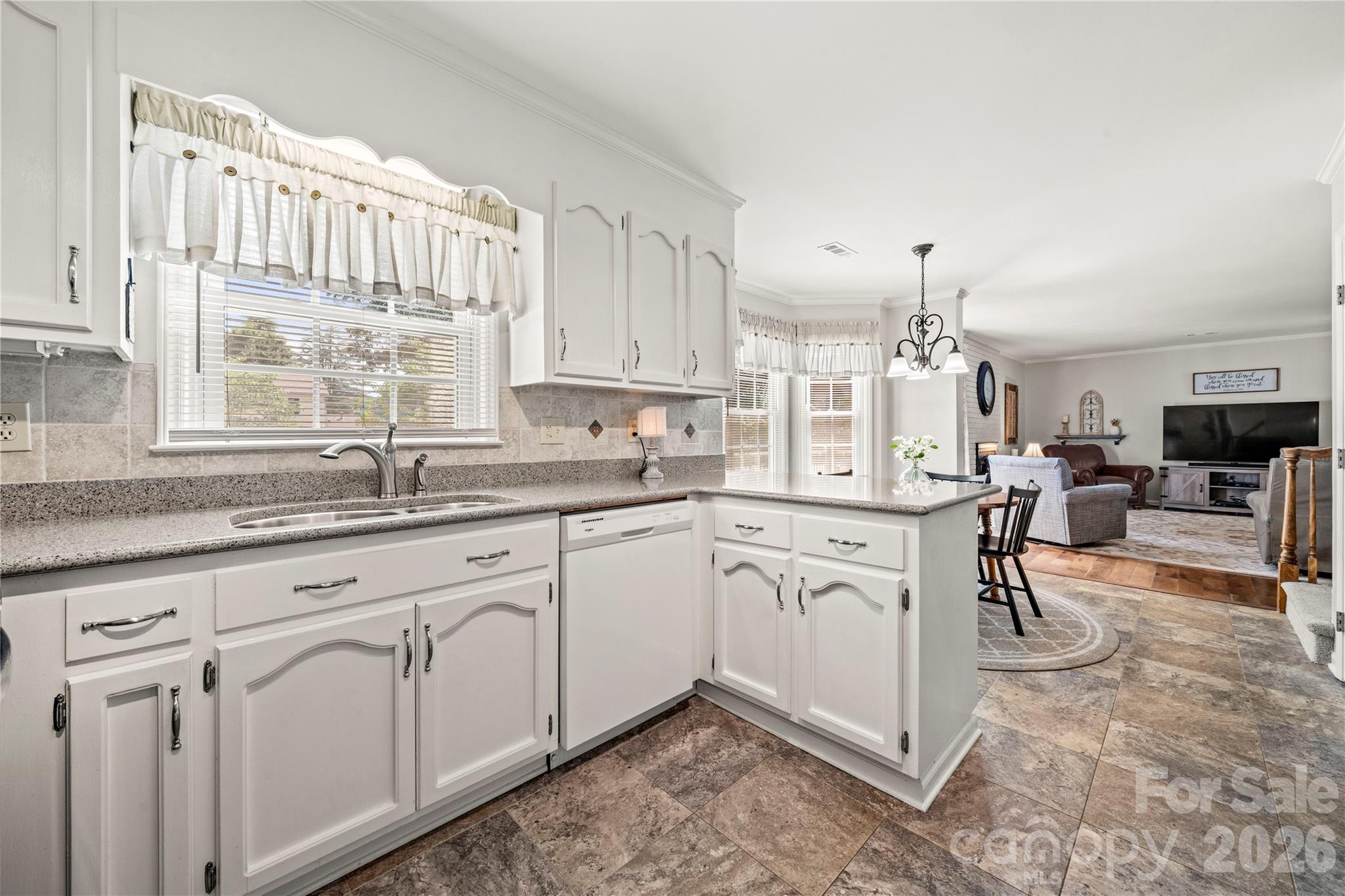 1401 Rivermont Drive — Gastonia